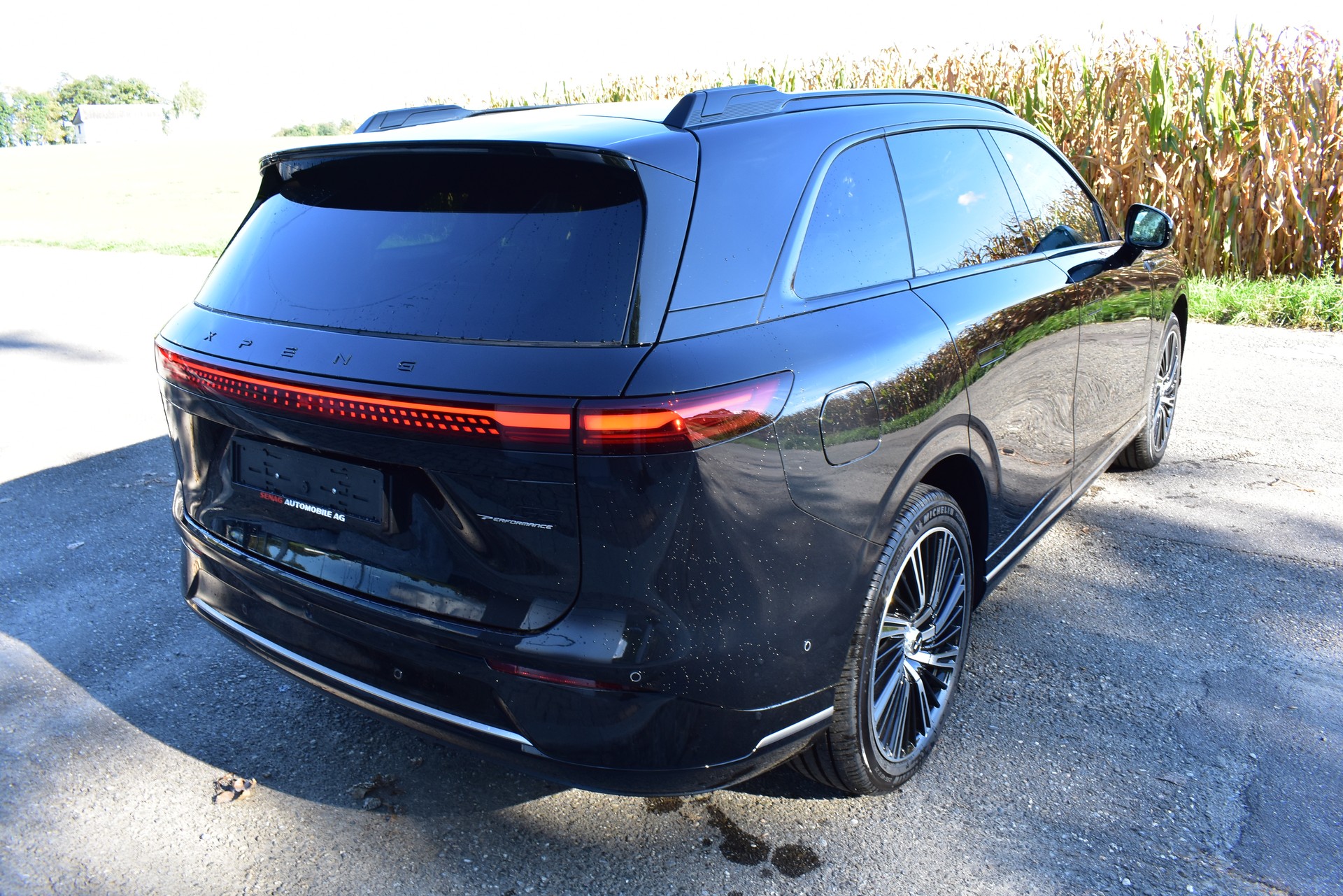 XPENG G9 93kWh Performance AWD-image-5