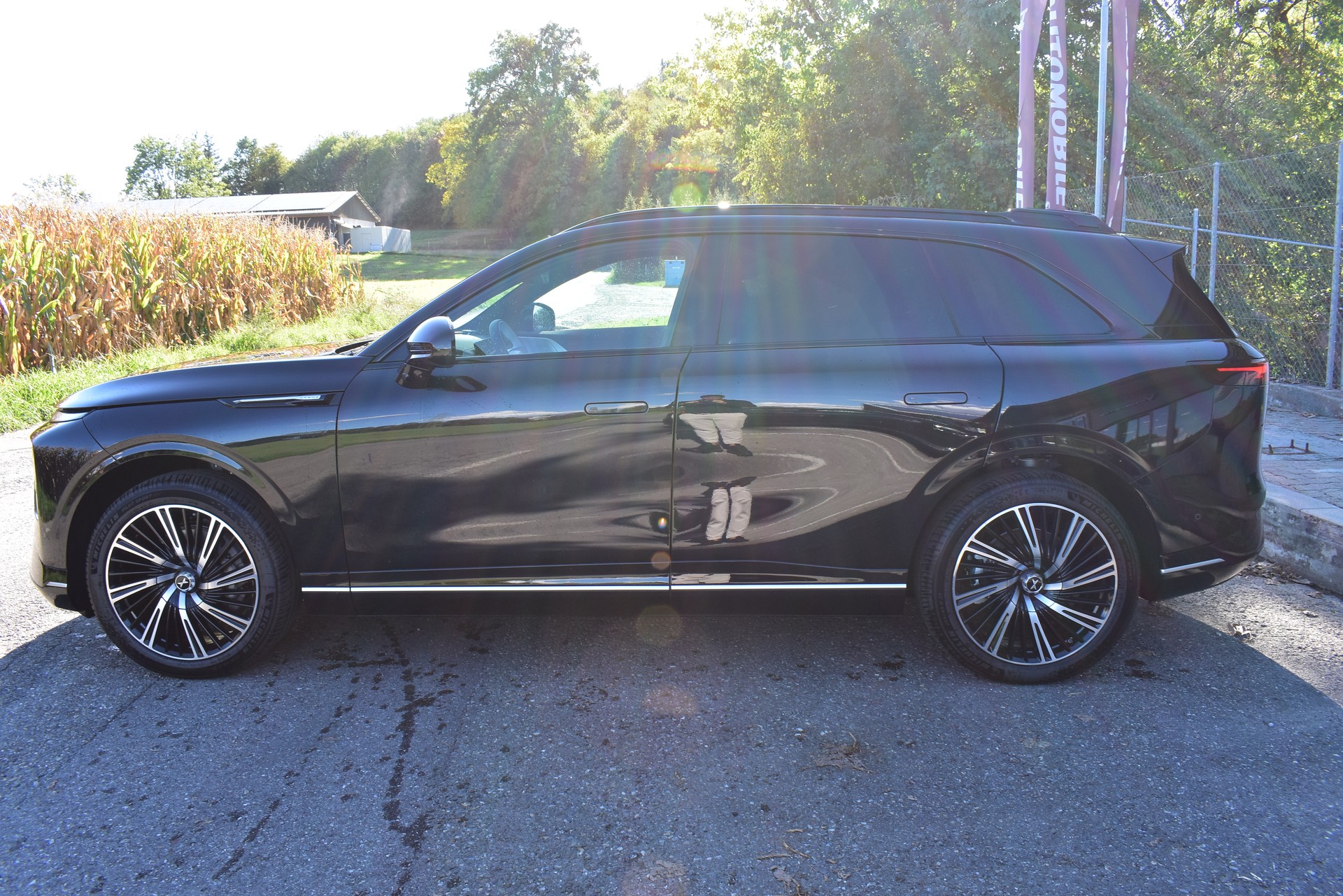 XPENG G9 93kWh Performance AWD-image-1