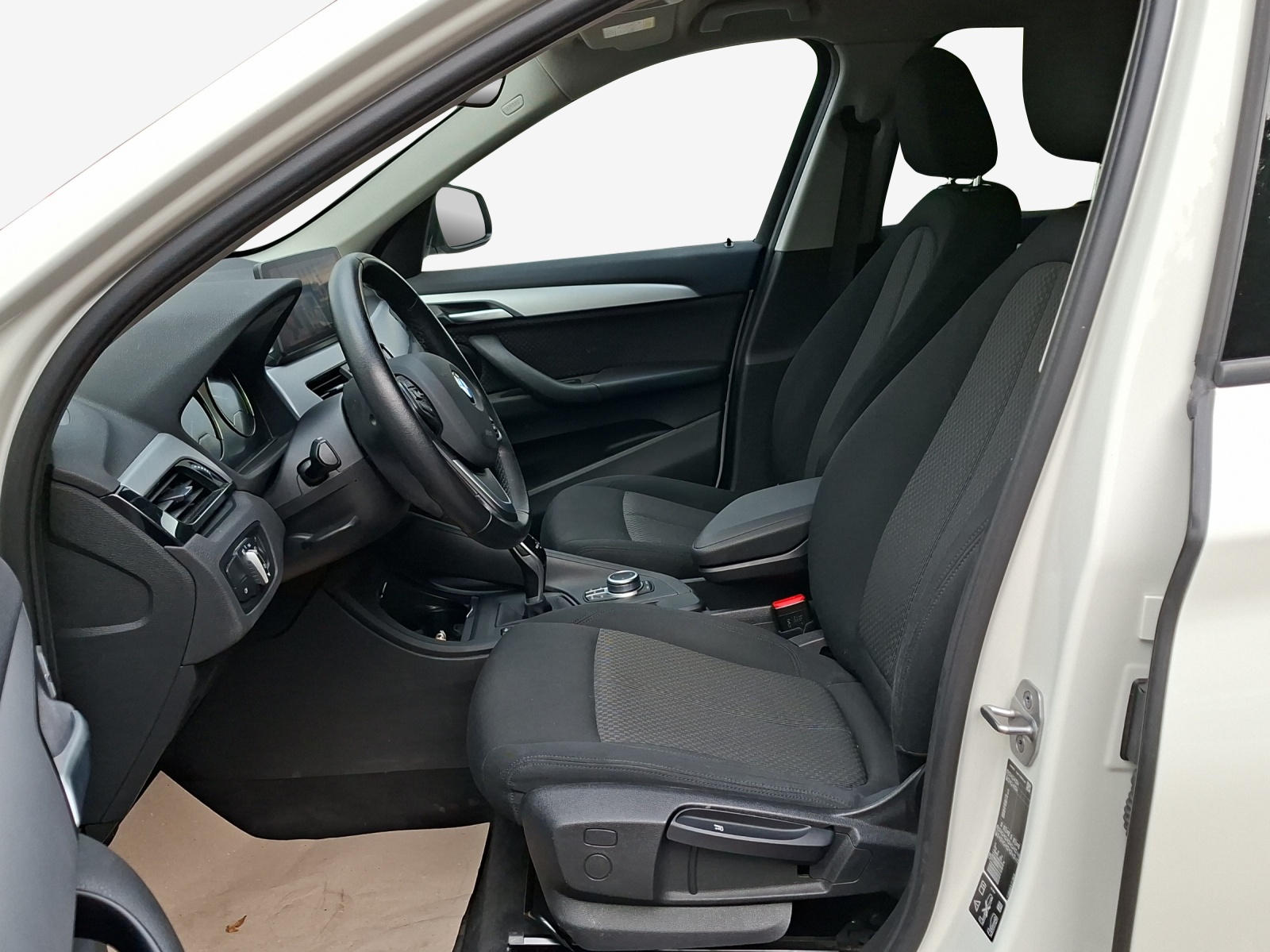 BMW X1 xDrive 18d Steptronic-image-7
