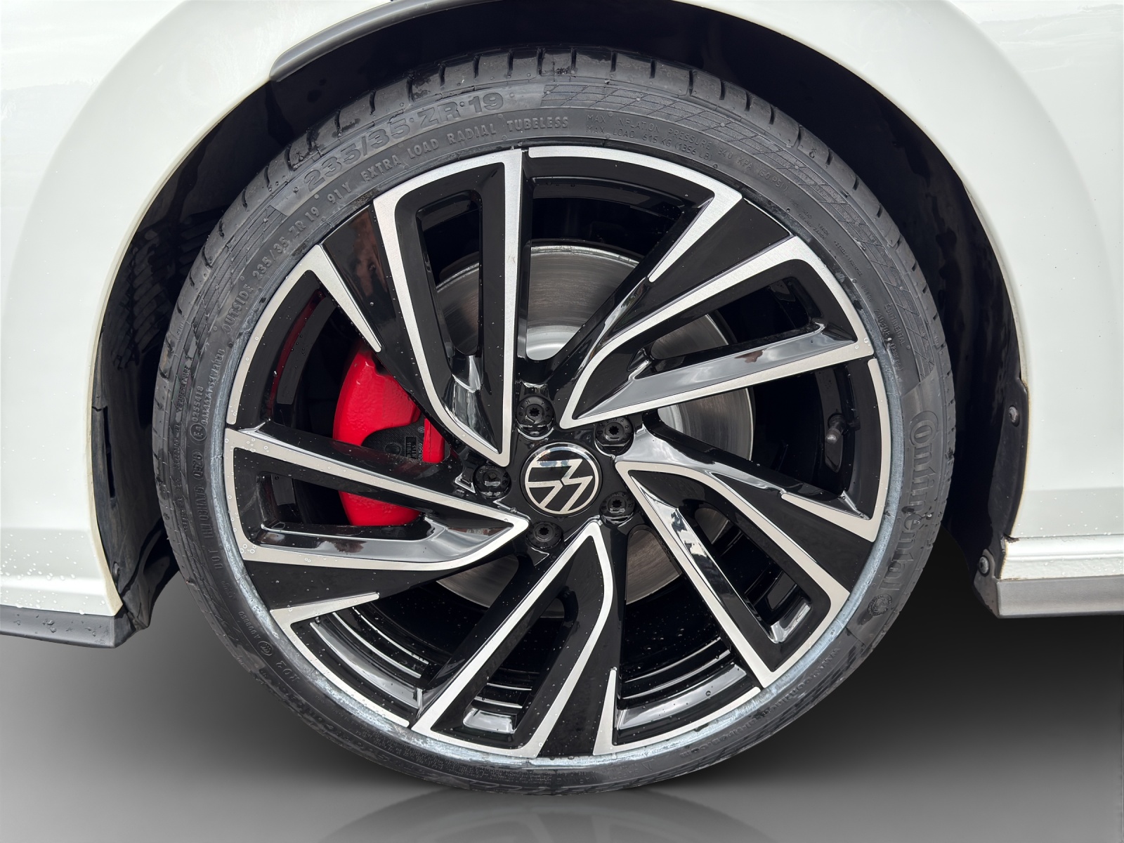 VW Golf 2.0 TSI GTI DSG-image-13