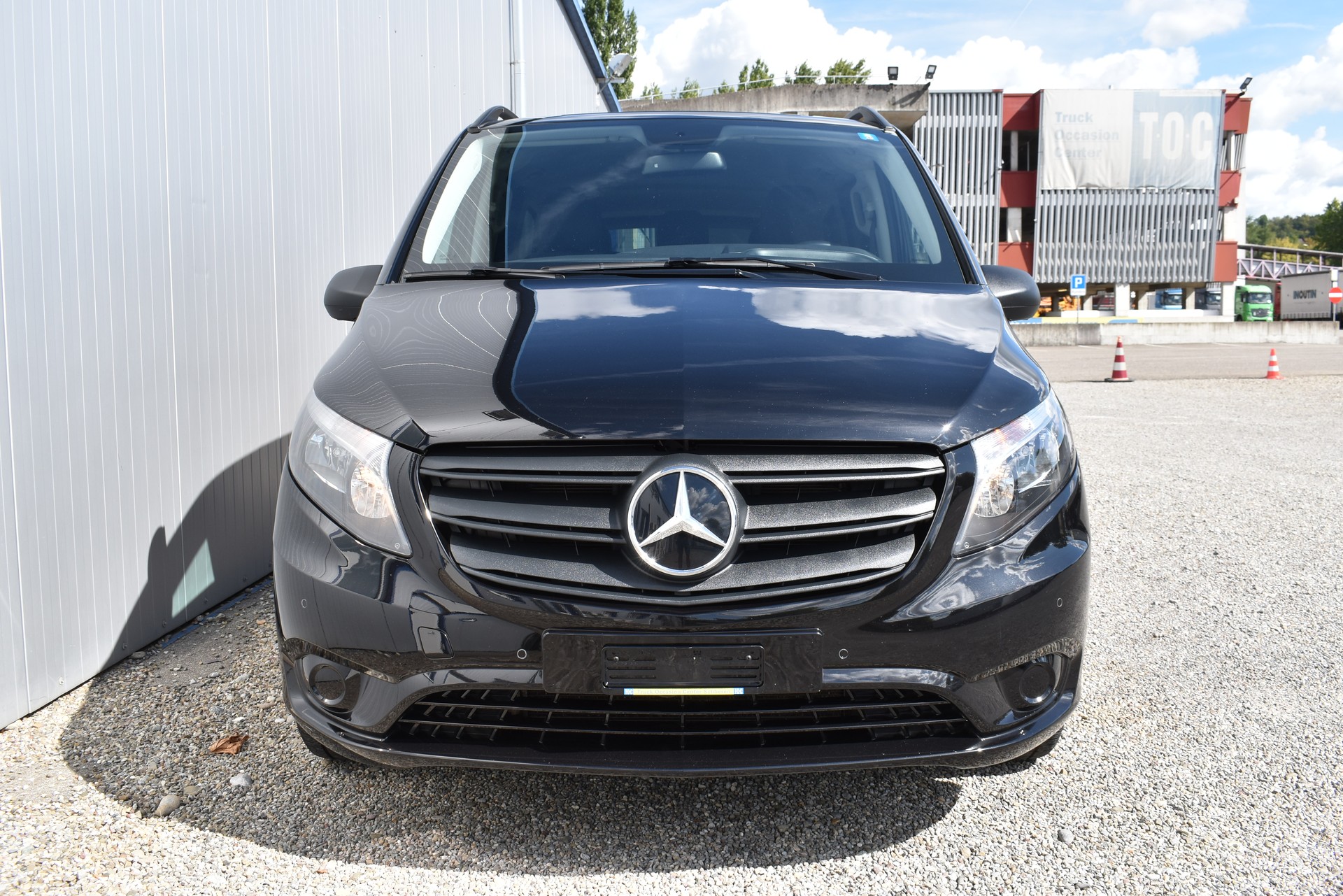 MERCEDES-BENZ Vito 116 CDI Lang Select Tourer 4Matic 9G-Tronic-image-4