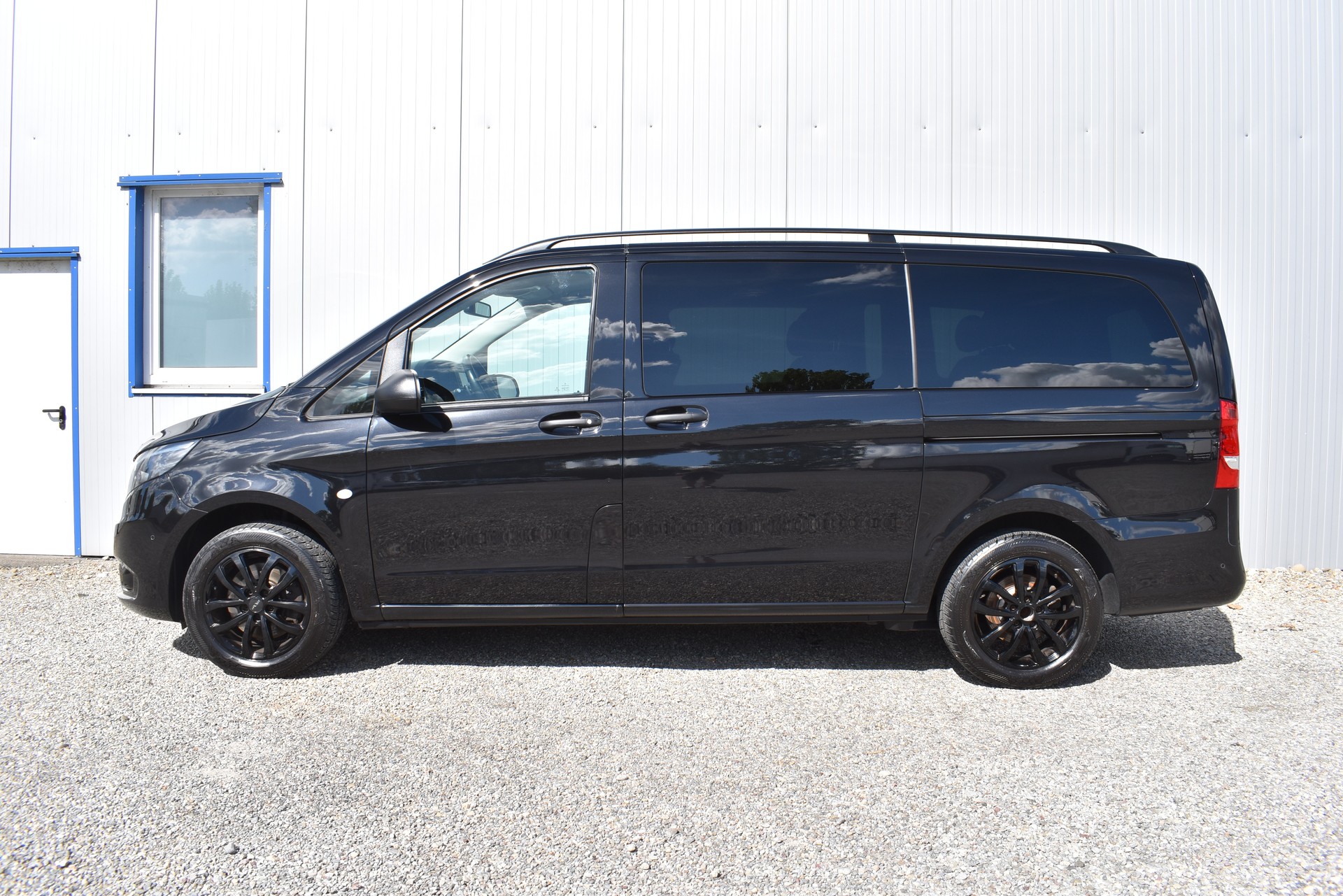 MERCEDES-BENZ Vito 116 CDI Lang Select Tourer 4Matic 9G-Tronic-image-5
