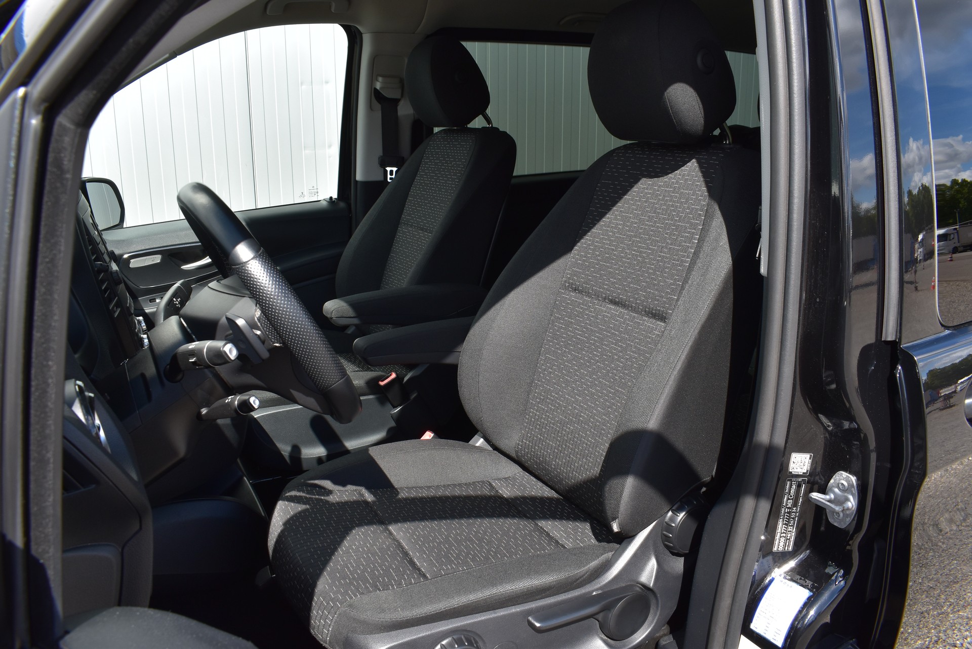 MERCEDES-BENZ Vito 116 CDI Lang Select Tourer 4Matic 9G-Tronic-image-8