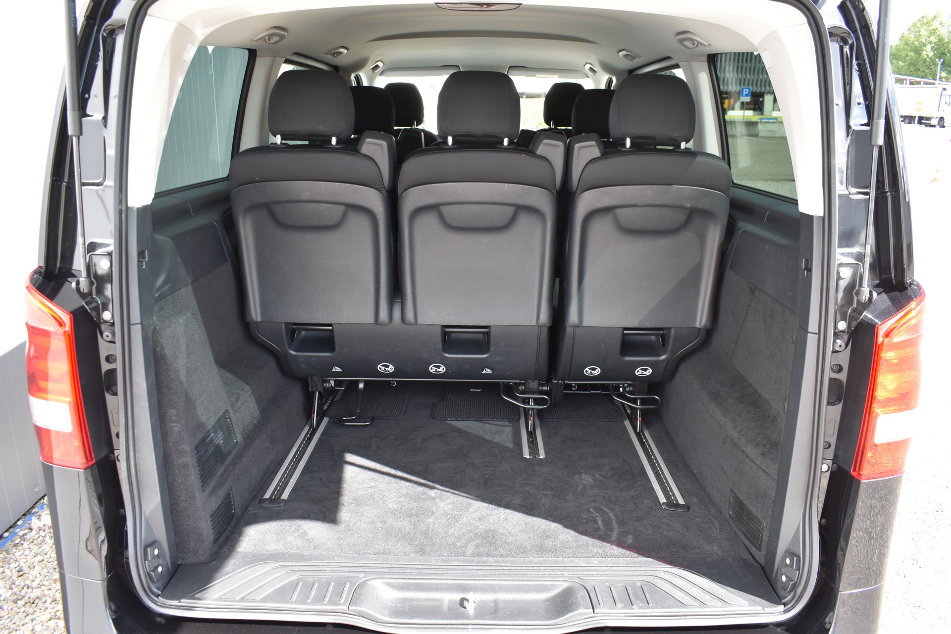 MERCEDES-BENZ Vito 116 CDI Lang Select Tourer 4Matic 9G-Tronic-image-7