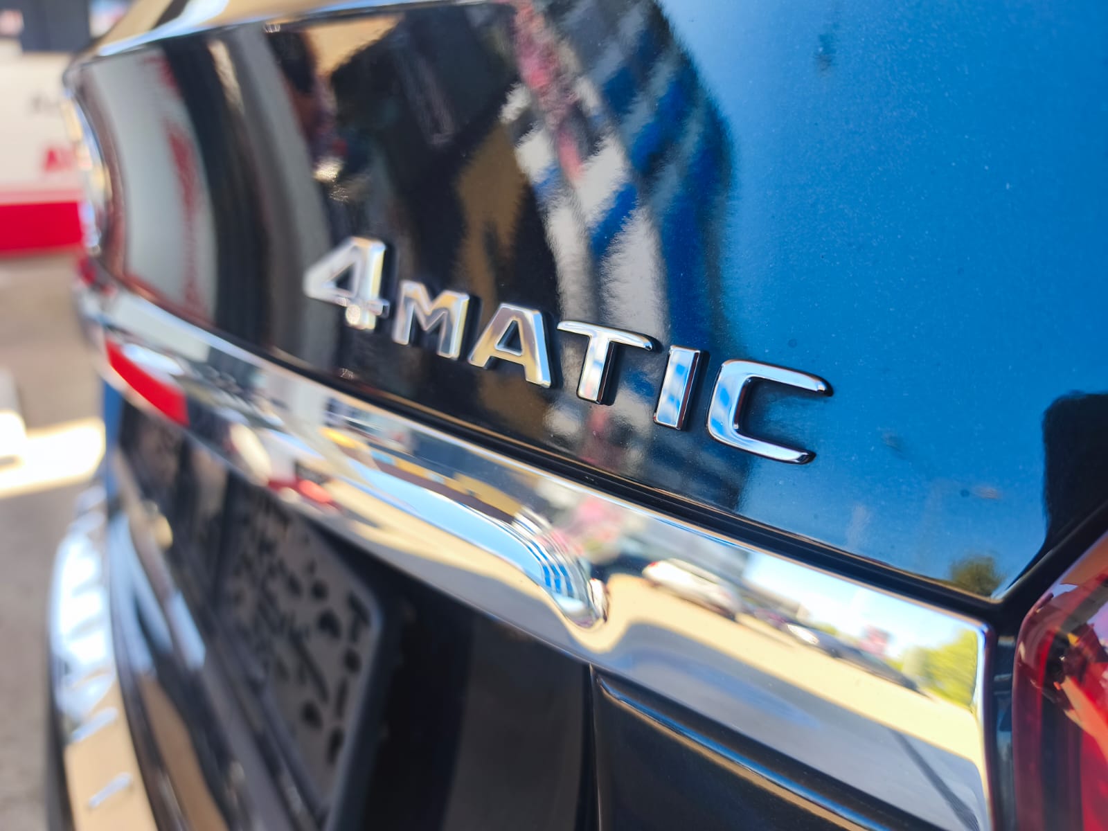 MERCEDES-BENZ GLA 220 AMG Line 4Matic 7G-DCT-image-14