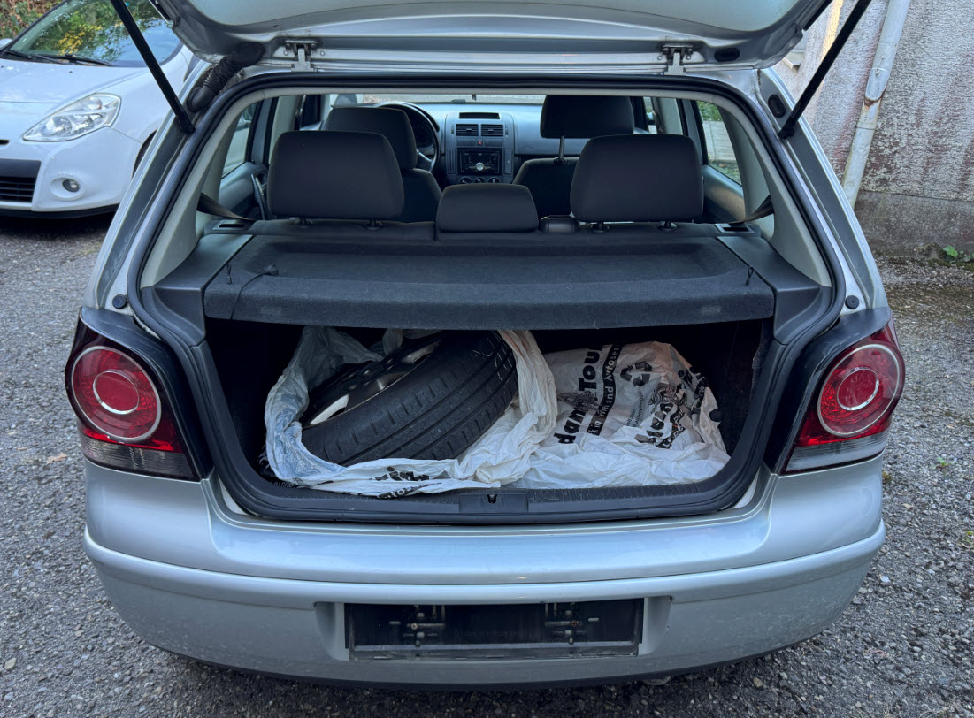 VW Polo 1.4 16V Comfortline-image-8