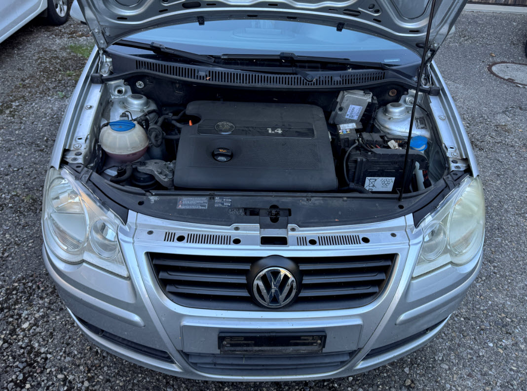 VW Polo 1.4 16V Comfortline-image-7