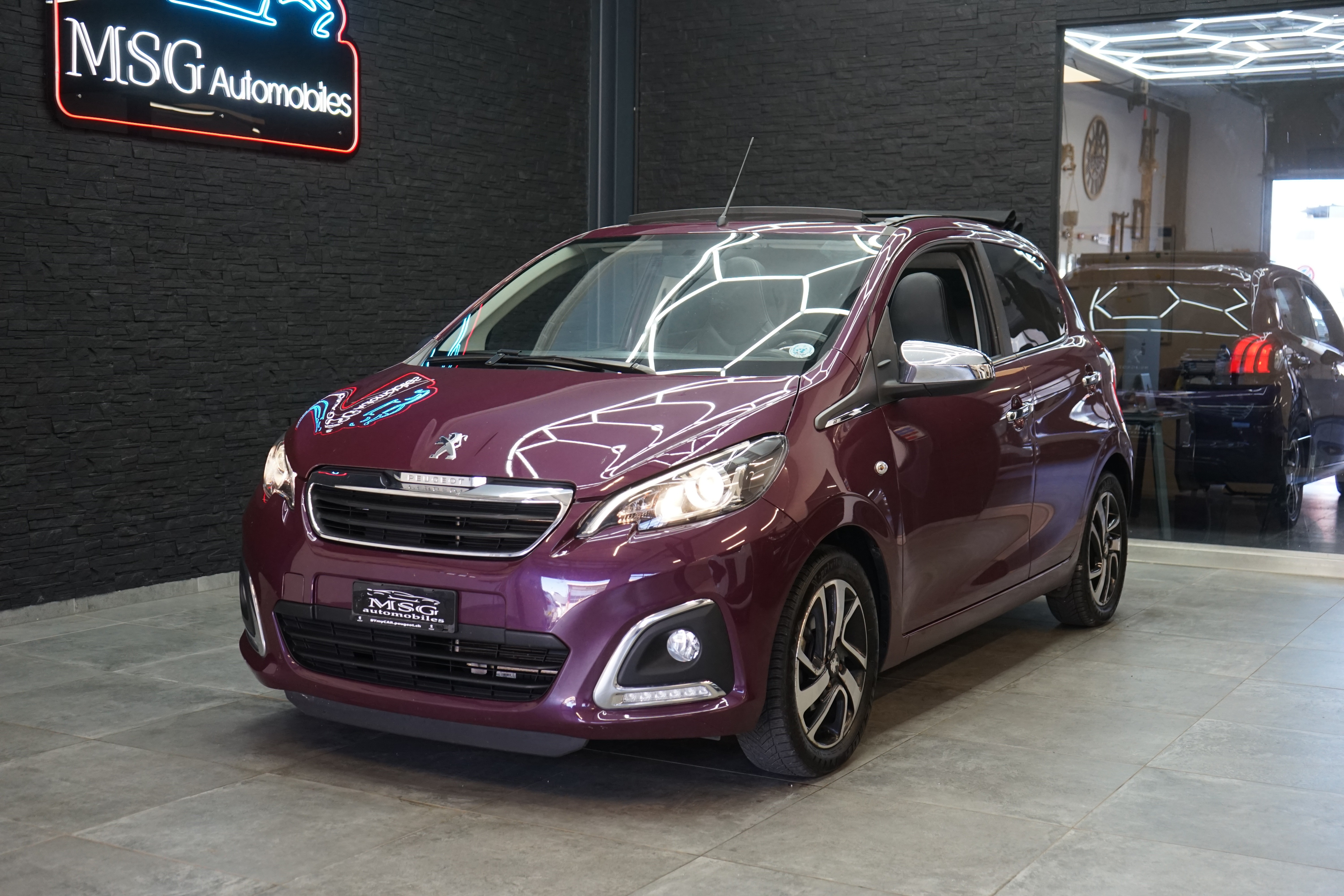 Car photo
