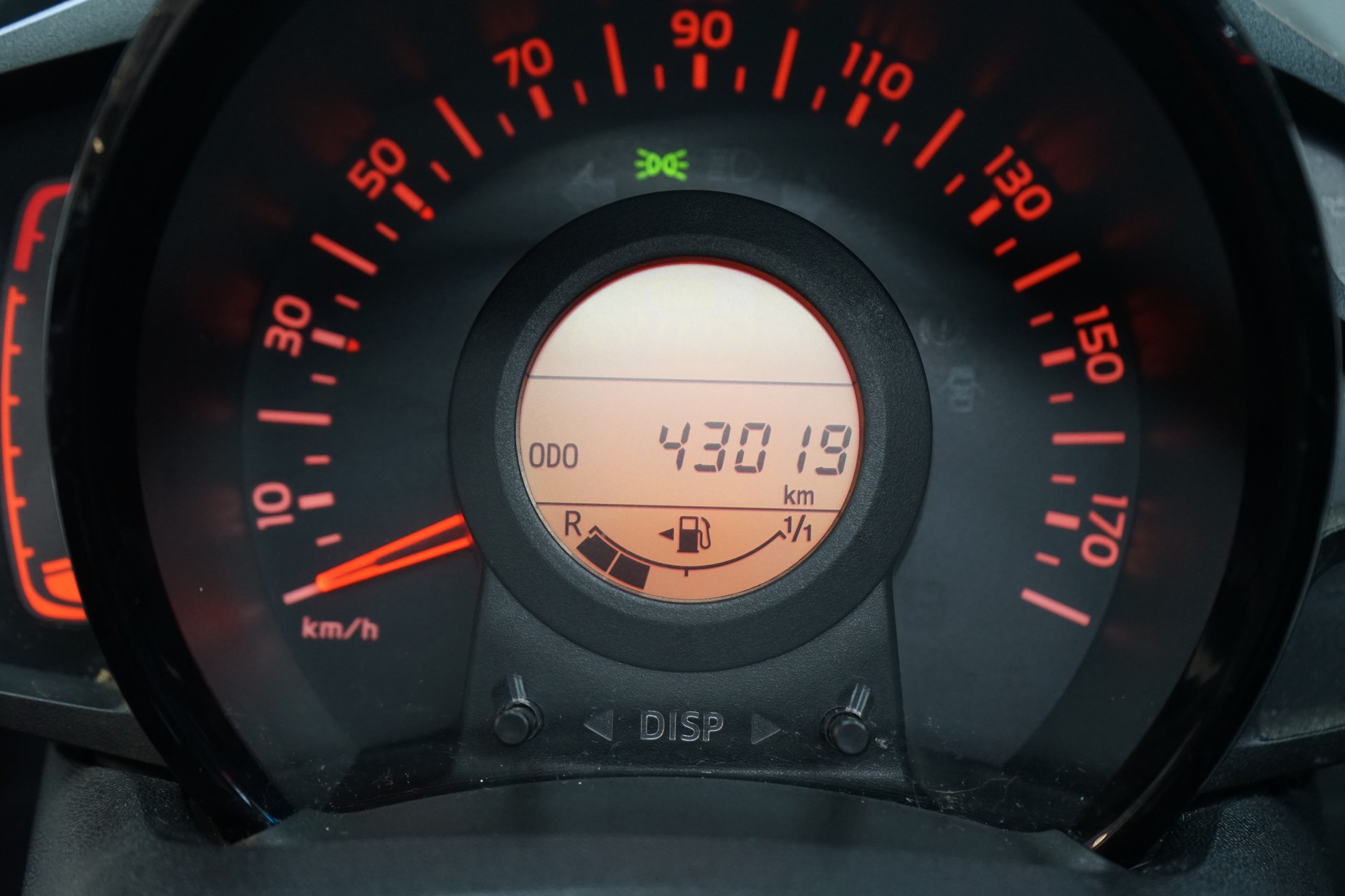 PEUGEOT 108 1.2 VTi Allure Top-image-10