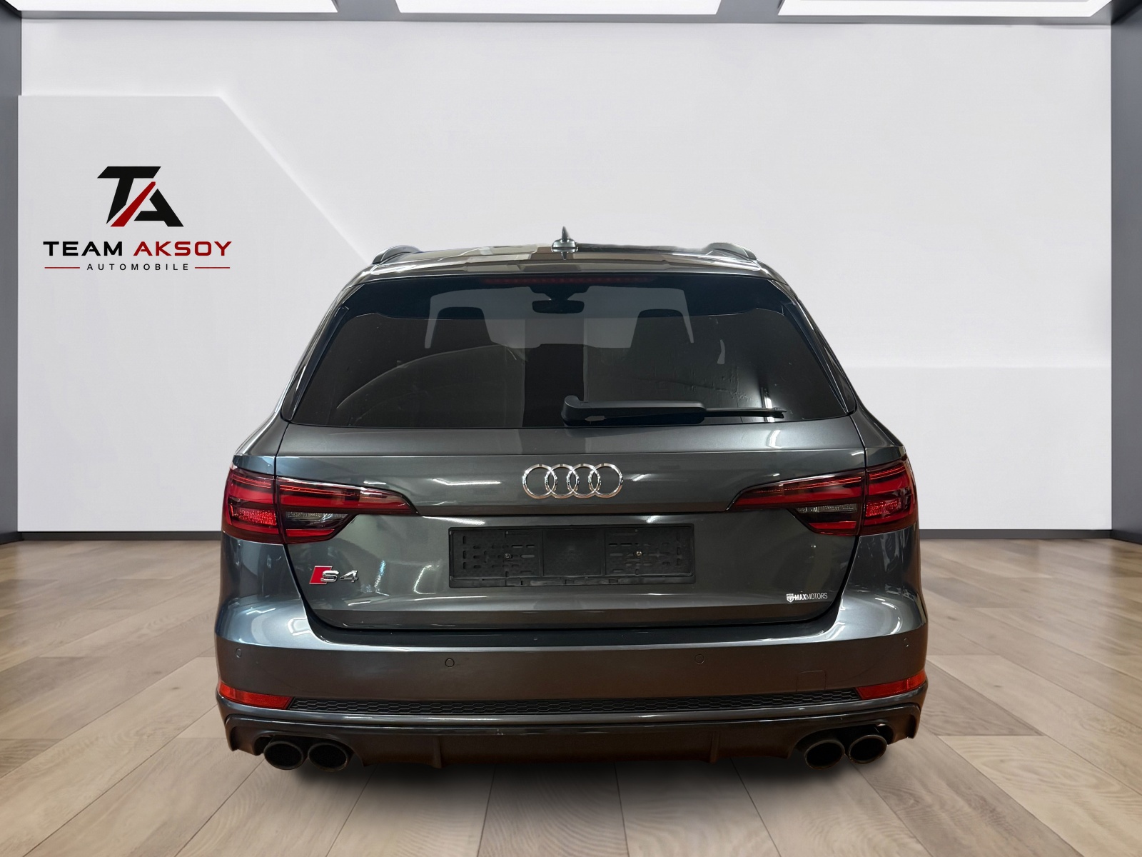 AUDI S4 Avant 3.0 TFSI quattro tiptronic-image-5