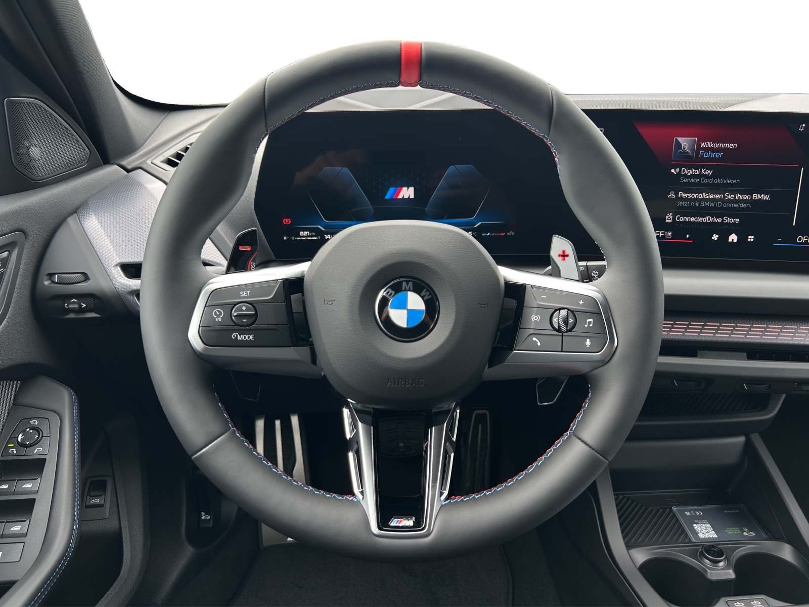 BMW M135i xDrive-image-10
