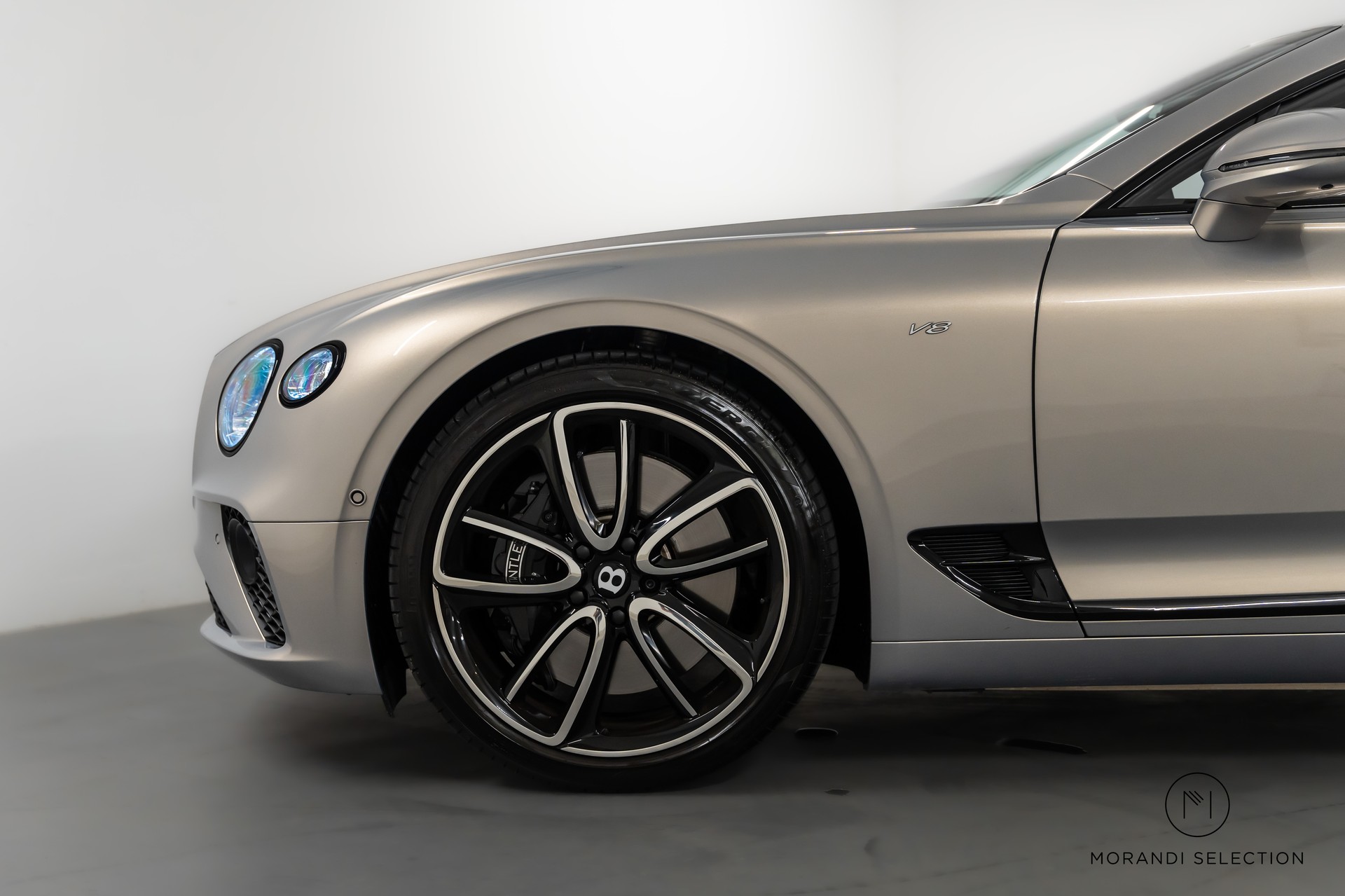 BENTLEY Continental GT 4.0 V8 Mulliner-image-5