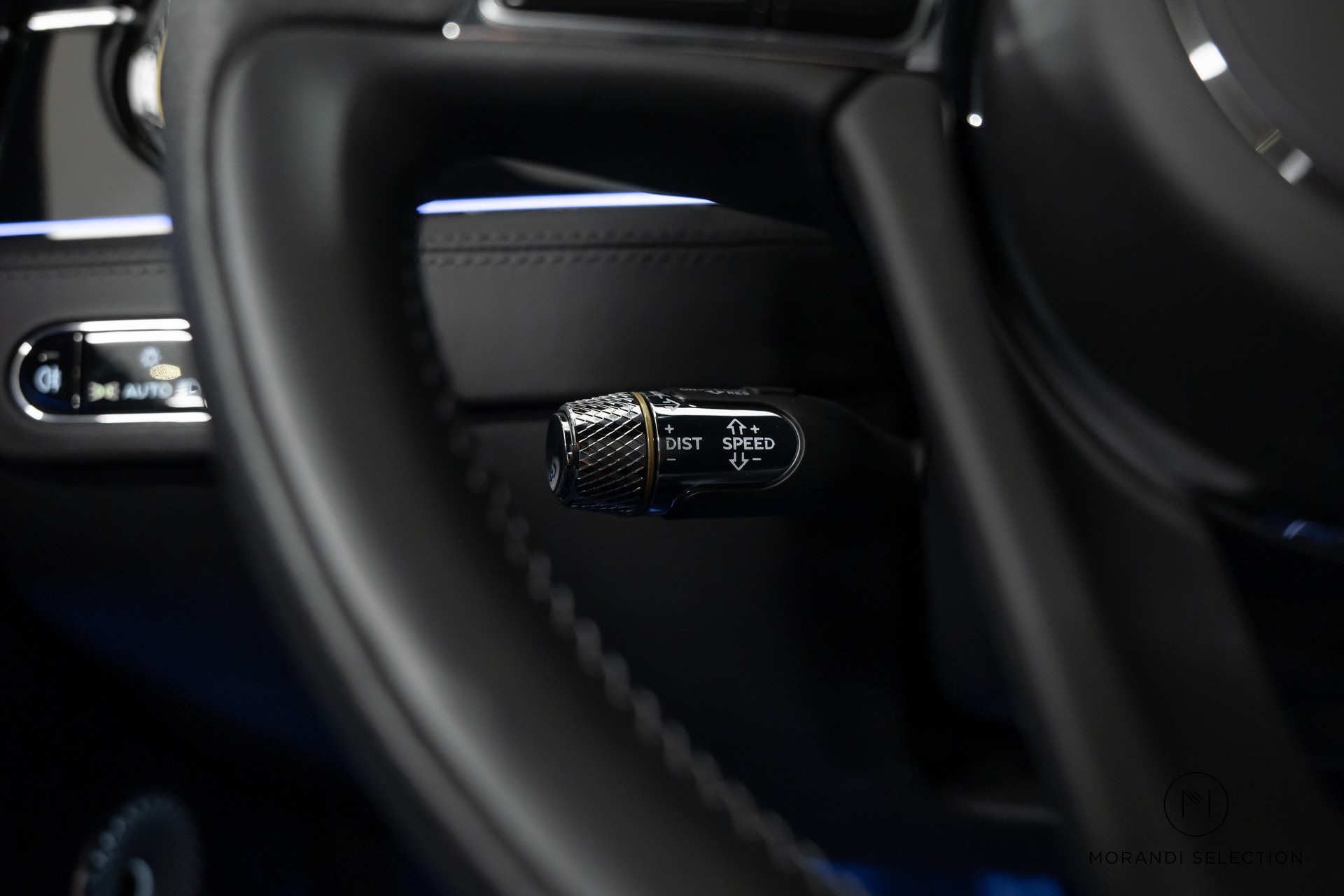 BENTLEY Continental GT 4.0 V8 Mulliner-image-22