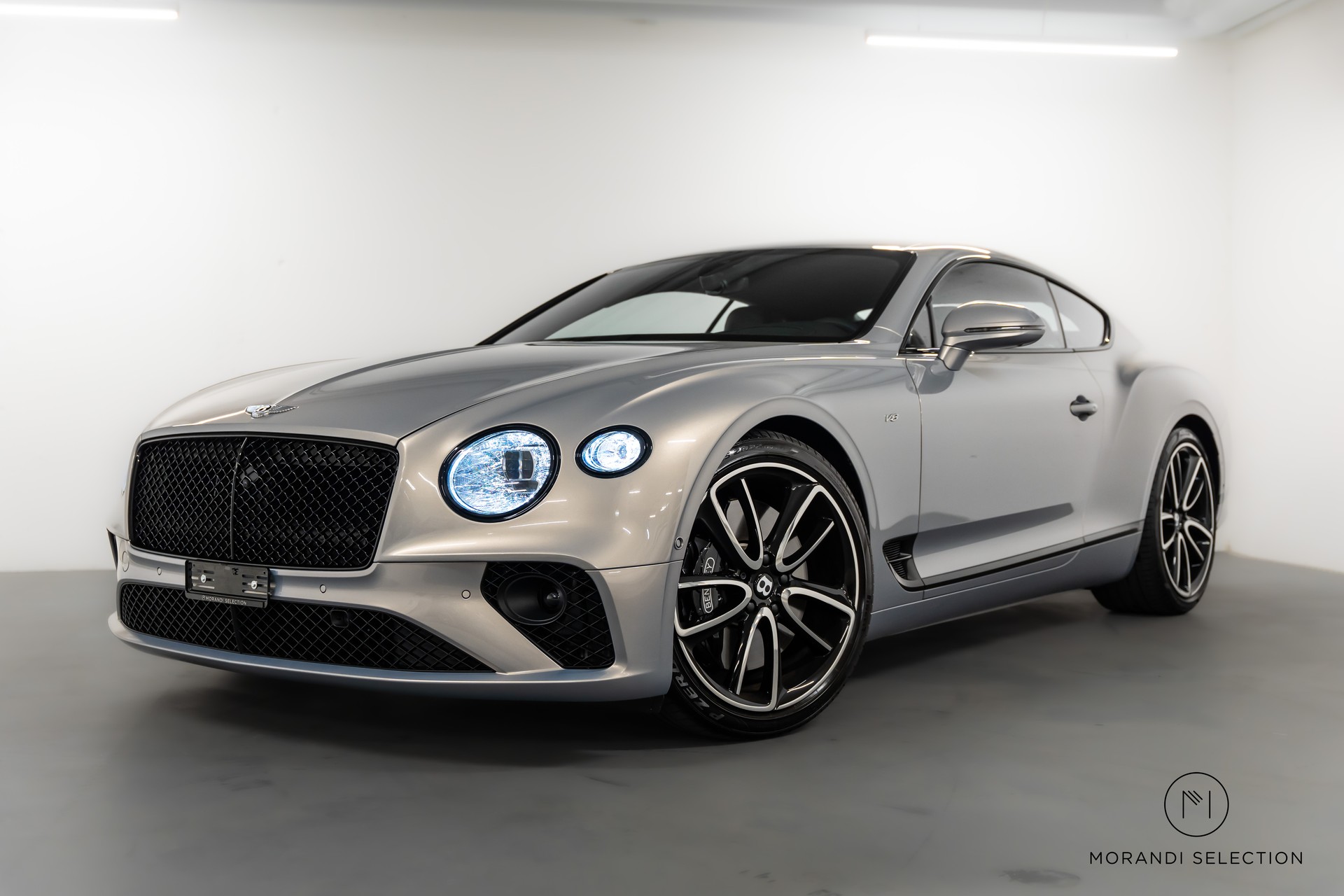 BENTLEY Continental GT 4.0 V8 Mulliner-image-1