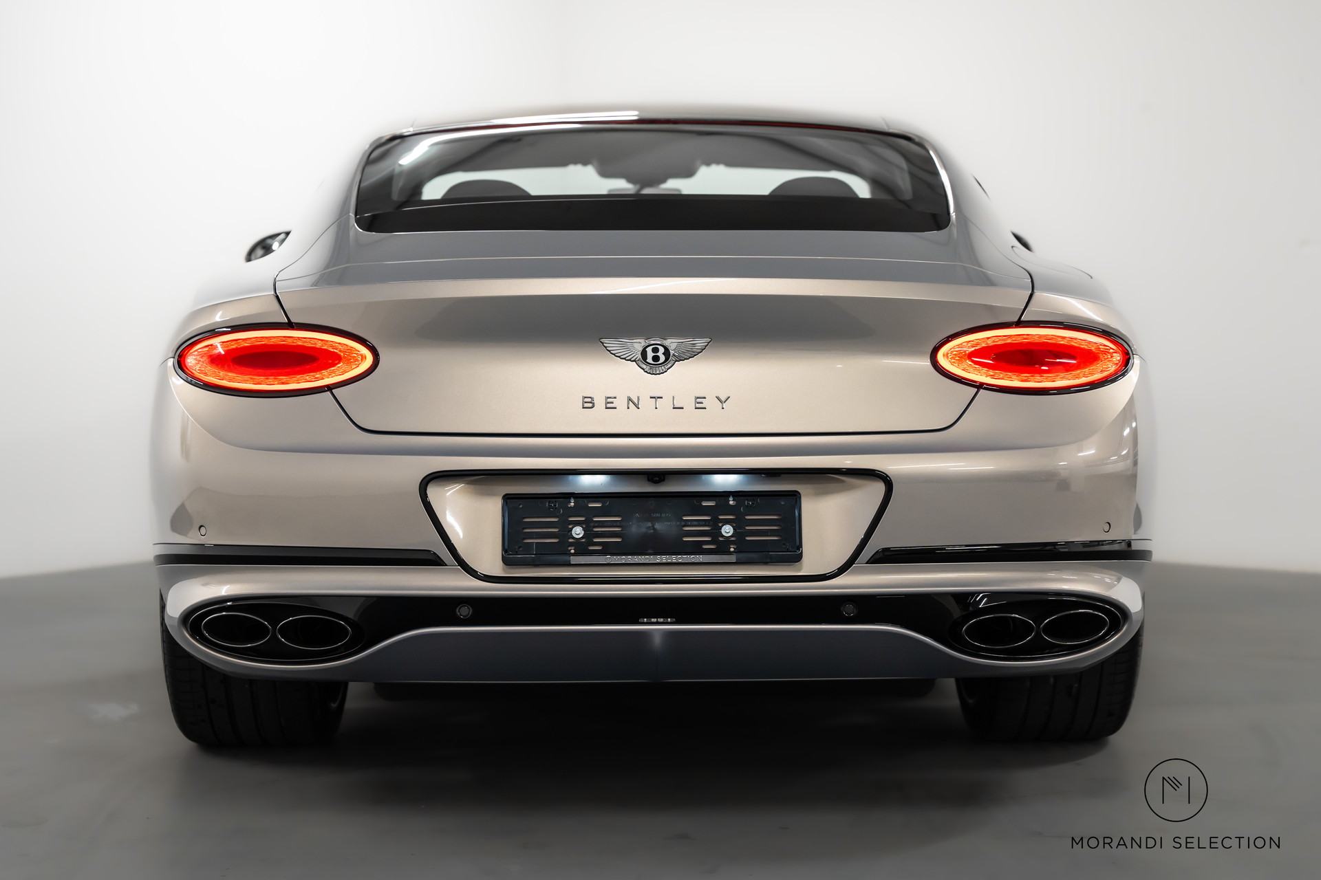 BENTLEY Continental GT 4.0 V8 Mulliner-image-8