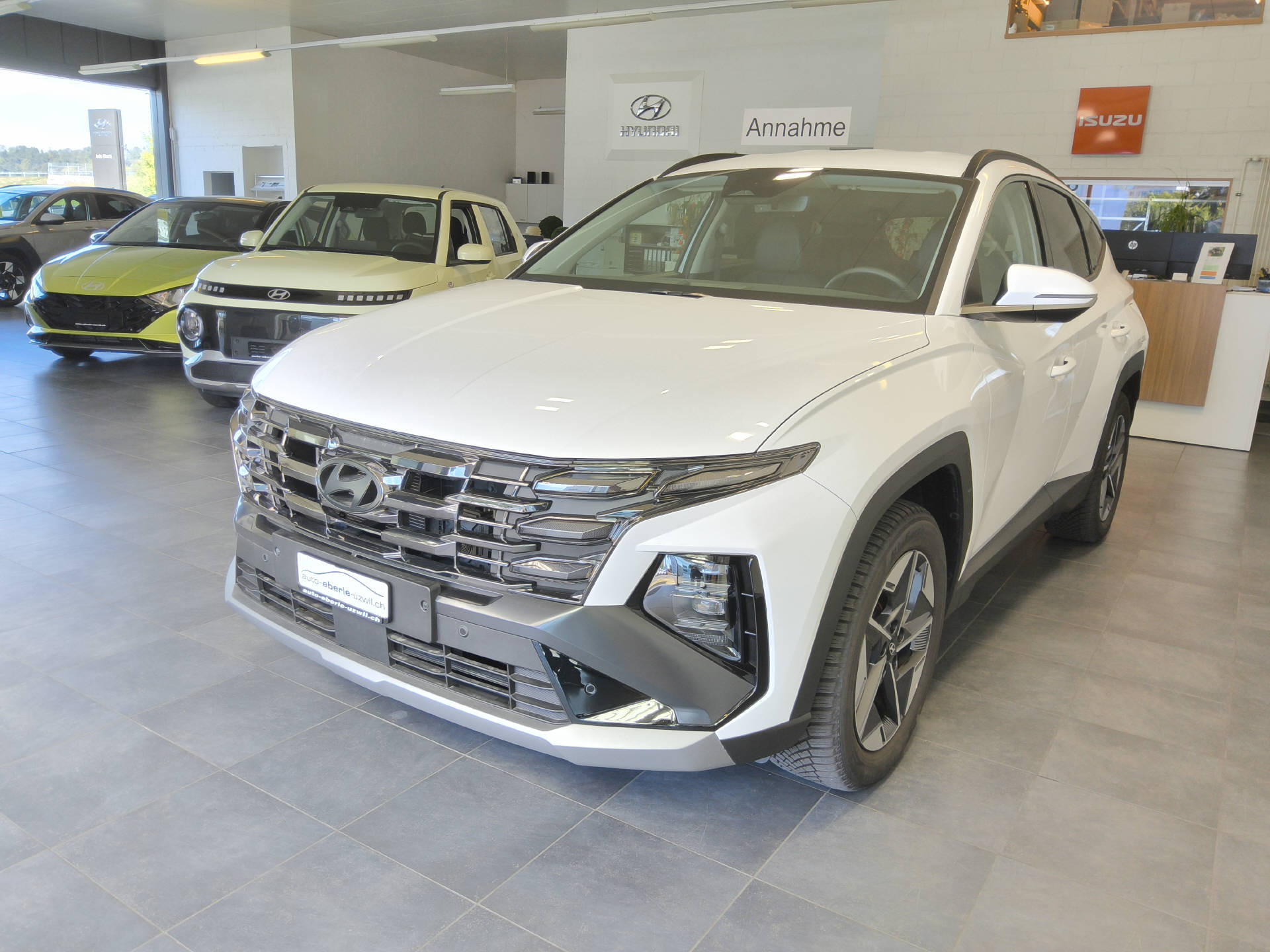 HYUNDAI Tucson 1.6 T-GDi PHEV Amplia 4WD-showroom-element-3
