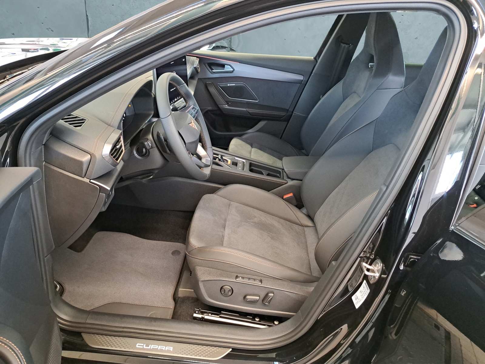 CUPRA Formentor 2.0 TSI VZ 4Drive DS-image-9