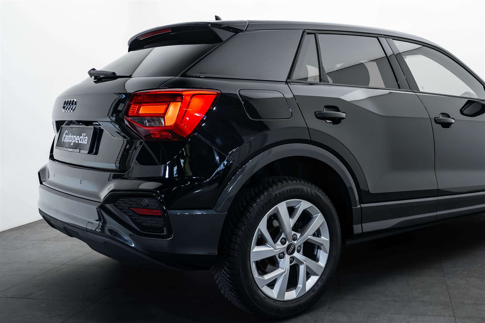 AUDI AUDI Q2 35 TFSI advanced S-tronic-showroom-element-3
