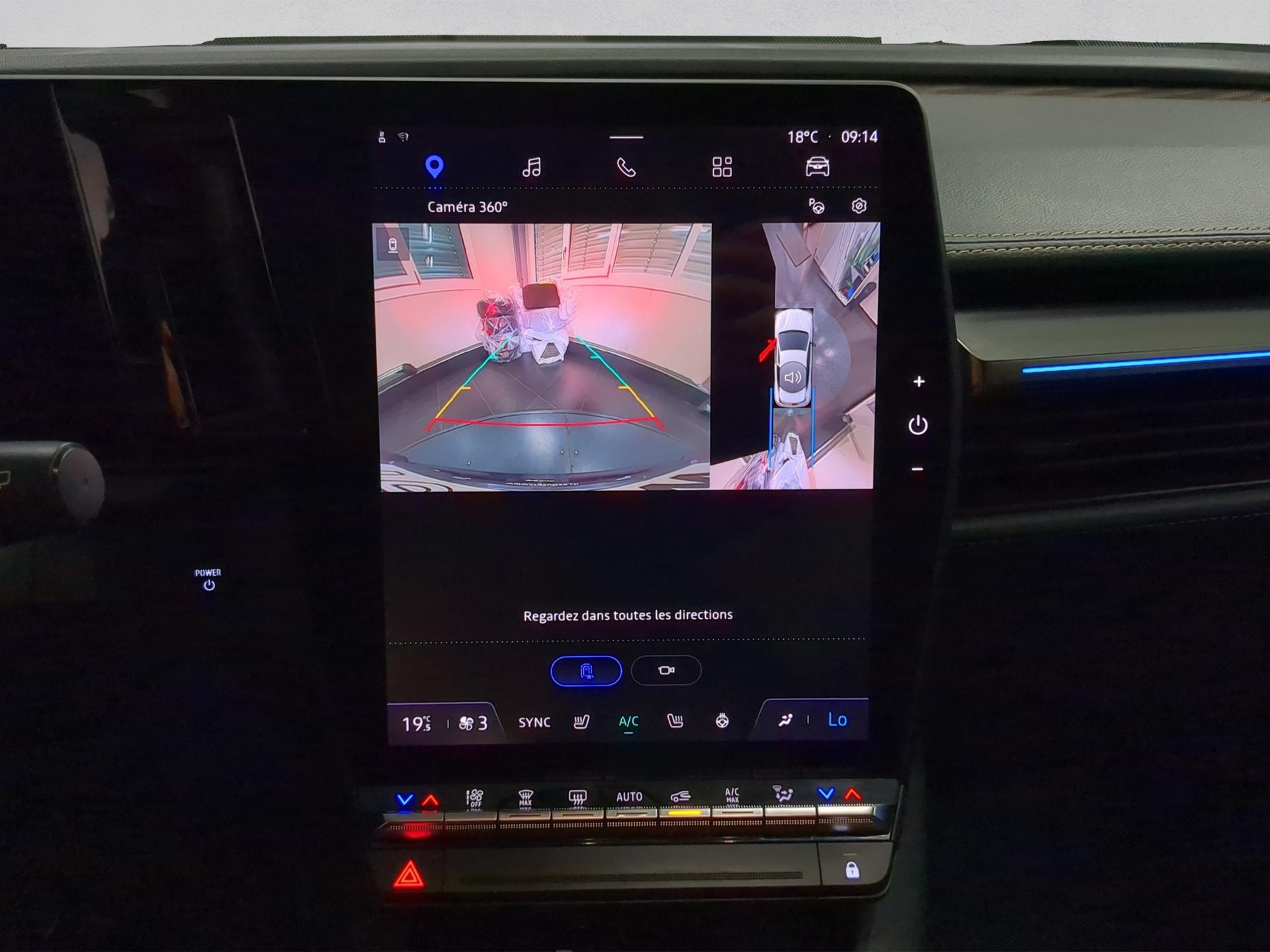 RENAULT Mégane E-TECH EV60 Iconic-image-11
