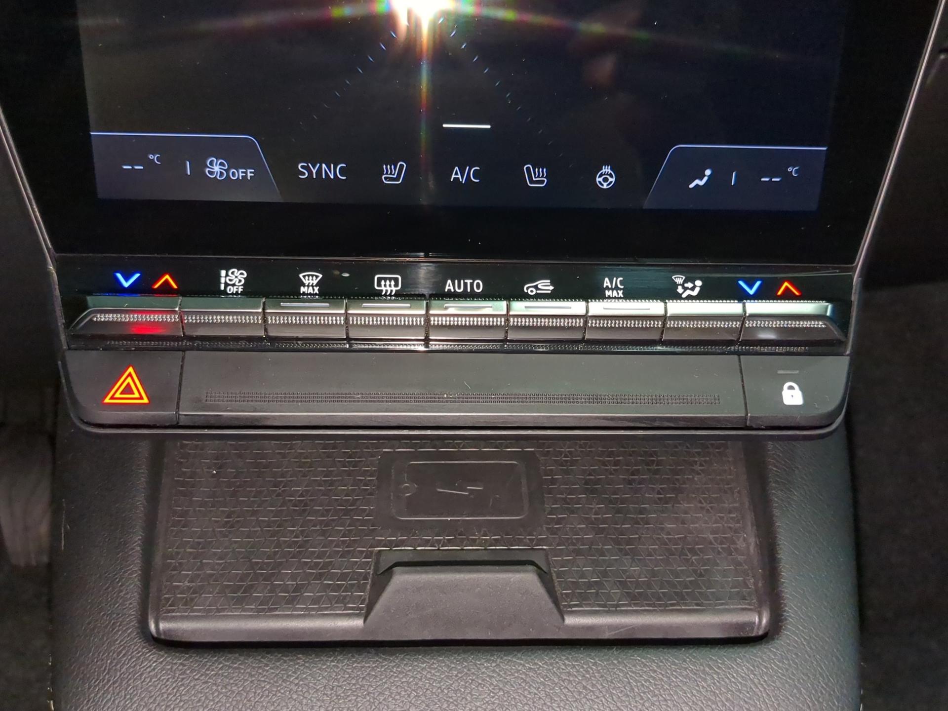 RENAULT Mégane E-TECH EV60 Iconic-image-20
