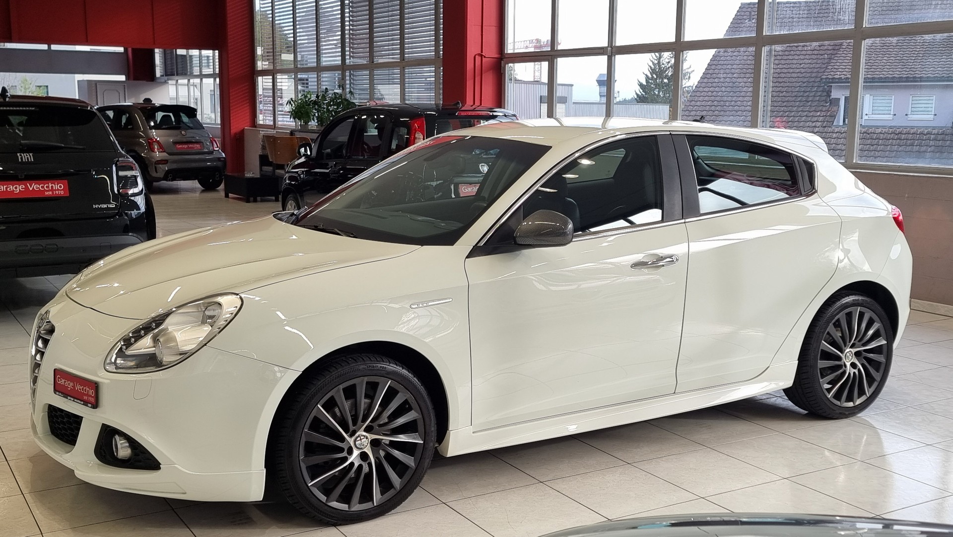 ALFA ROMEO Giulietta 1.4 TB MA 170 Distinctive-image-1