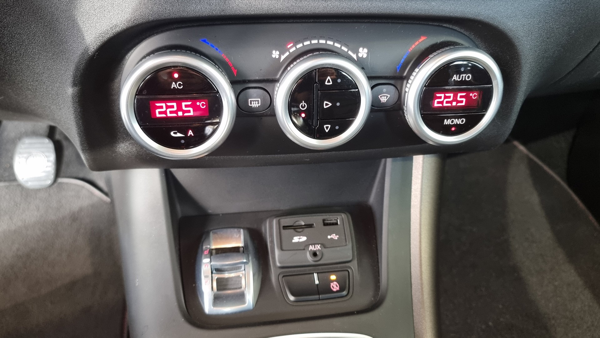 ALFA ROMEO Giulietta 1.4 TB MA 170 Distinctive-image-11