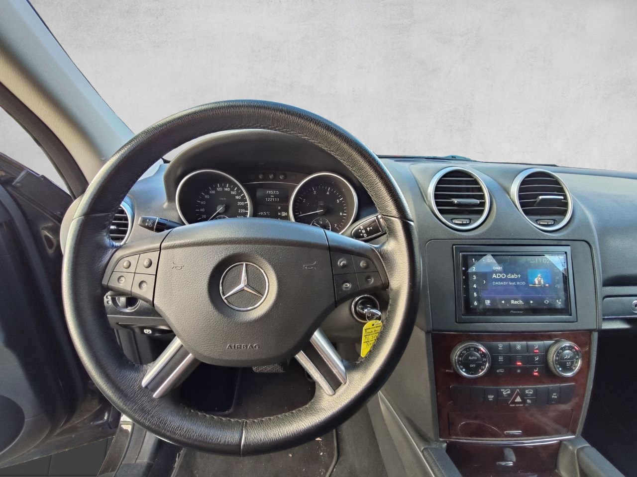 MERCEDES-BENZ ML 350 4Matic Edition 7G-Tronic-image-8