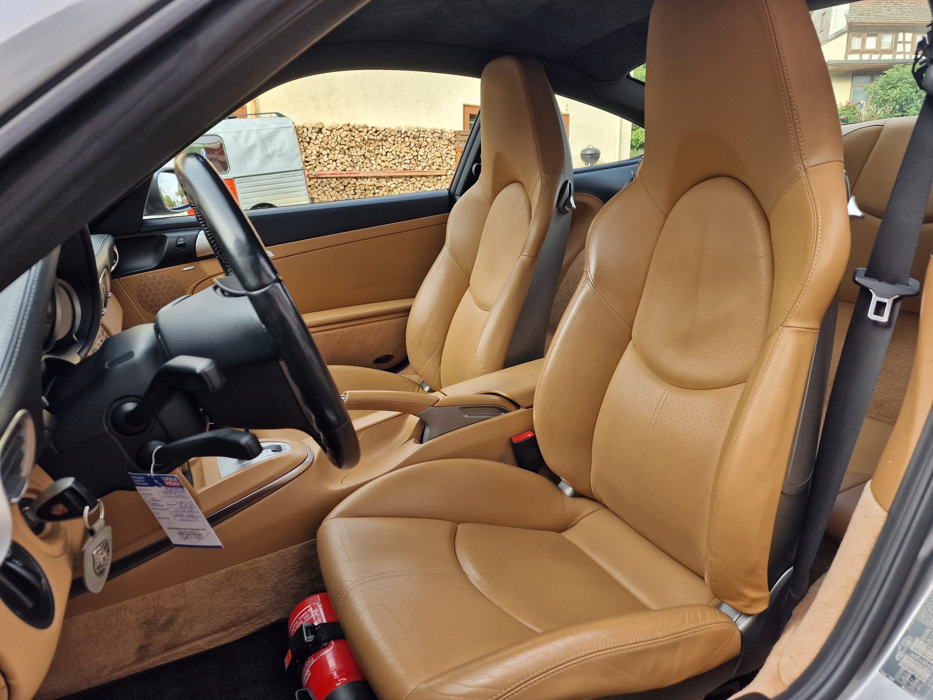 PORSCHE 911 Turbo-image-11
