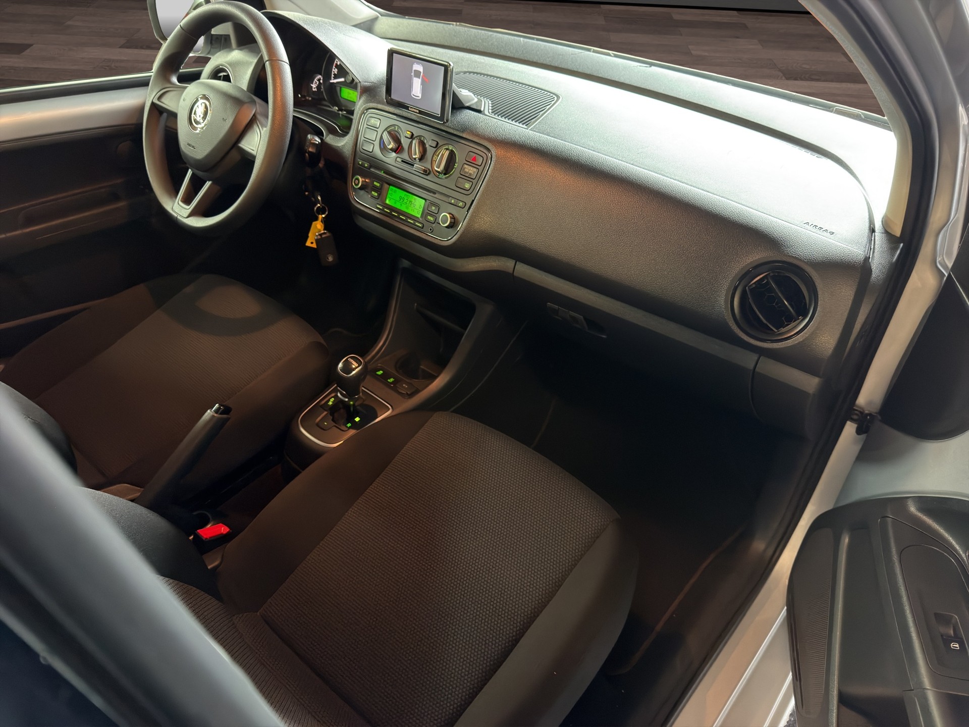 SKODA Citigo 1.0 G-tec Ambition Automat 75ps-image-13