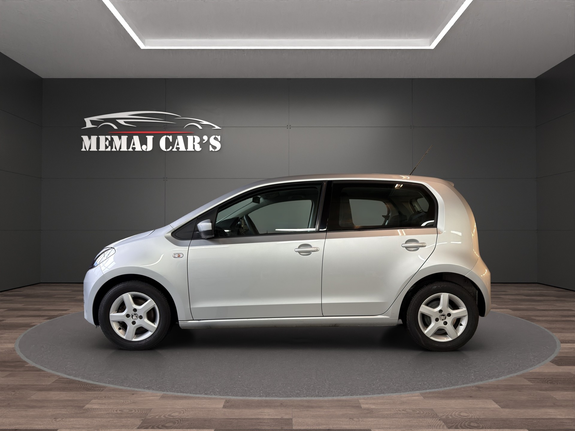 SKODA Citigo 1.0 G-tec Ambition Automat 75ps-image-4