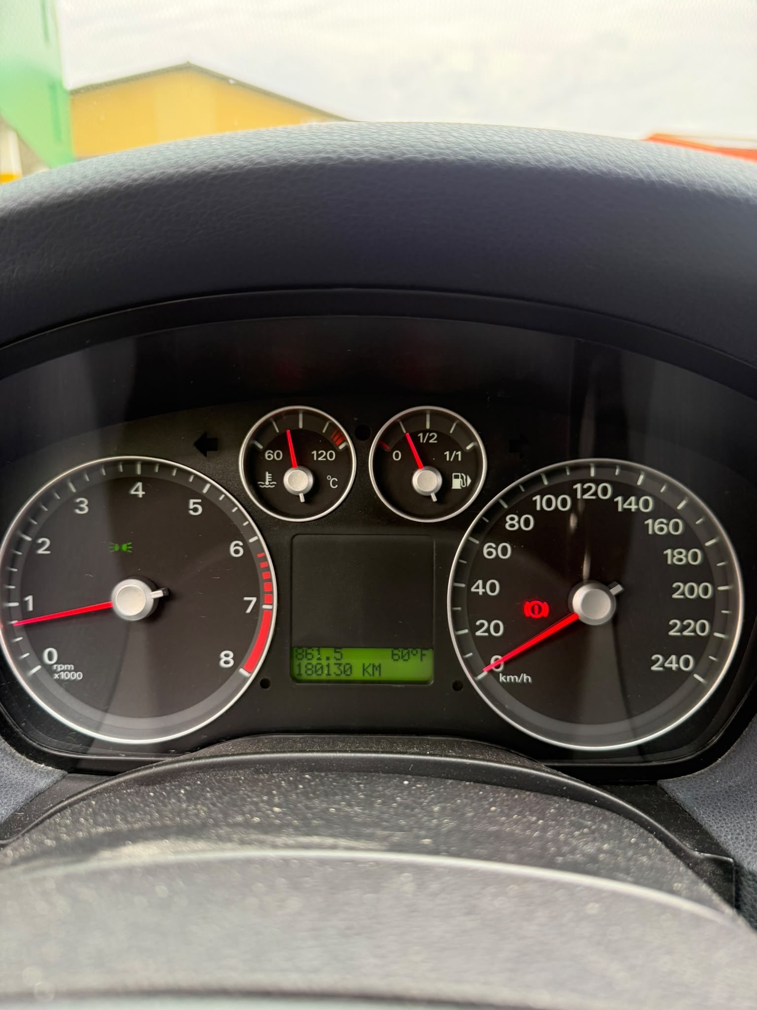 FORD Focus 2.0i Trend-image-11