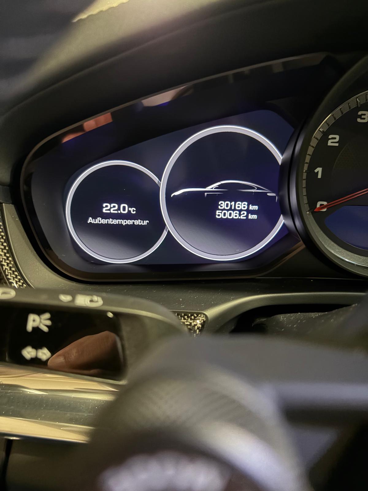 PORSCHE Panamera 4.0 V8 Turbo S-image-2