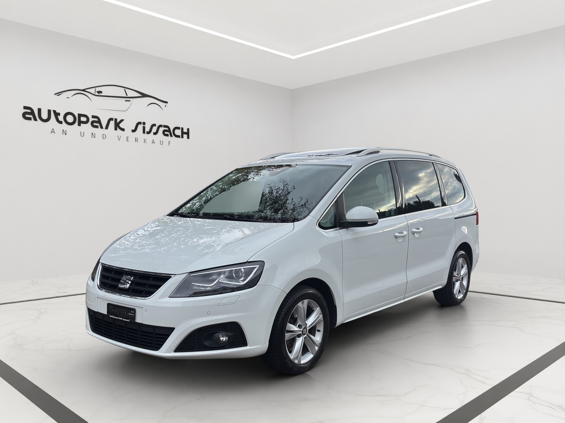 SEAT 2.0TDI Style 184PS 7 Sitz-image-0