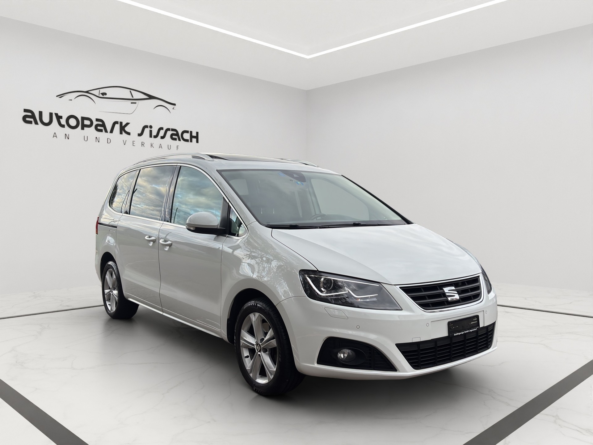 SEAT 2.0TDI Style 184PS 7 Sitz-image-2