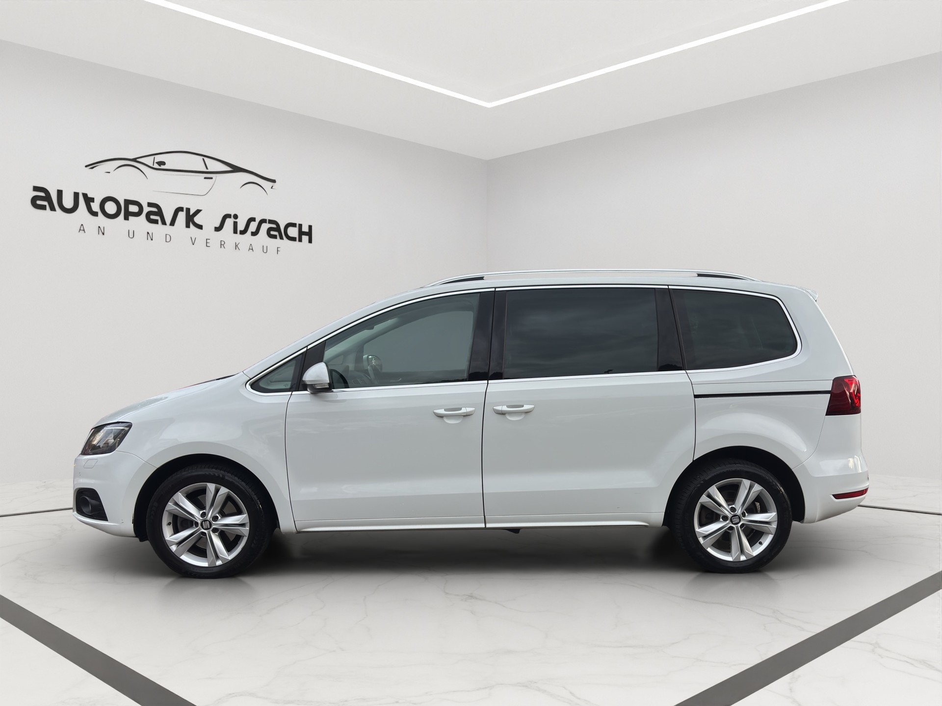 SEAT 2.0TDI Style 184PS 7 Sitz-image-7