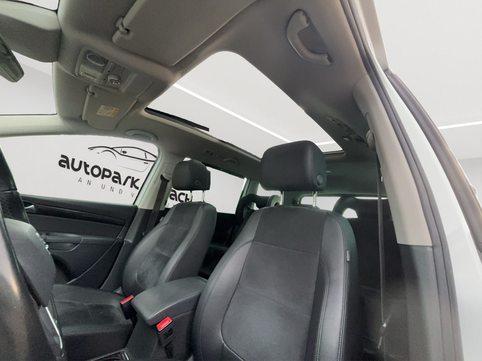 SEAT 2.0TDI Style 184PS 7 Sitz-image-12
