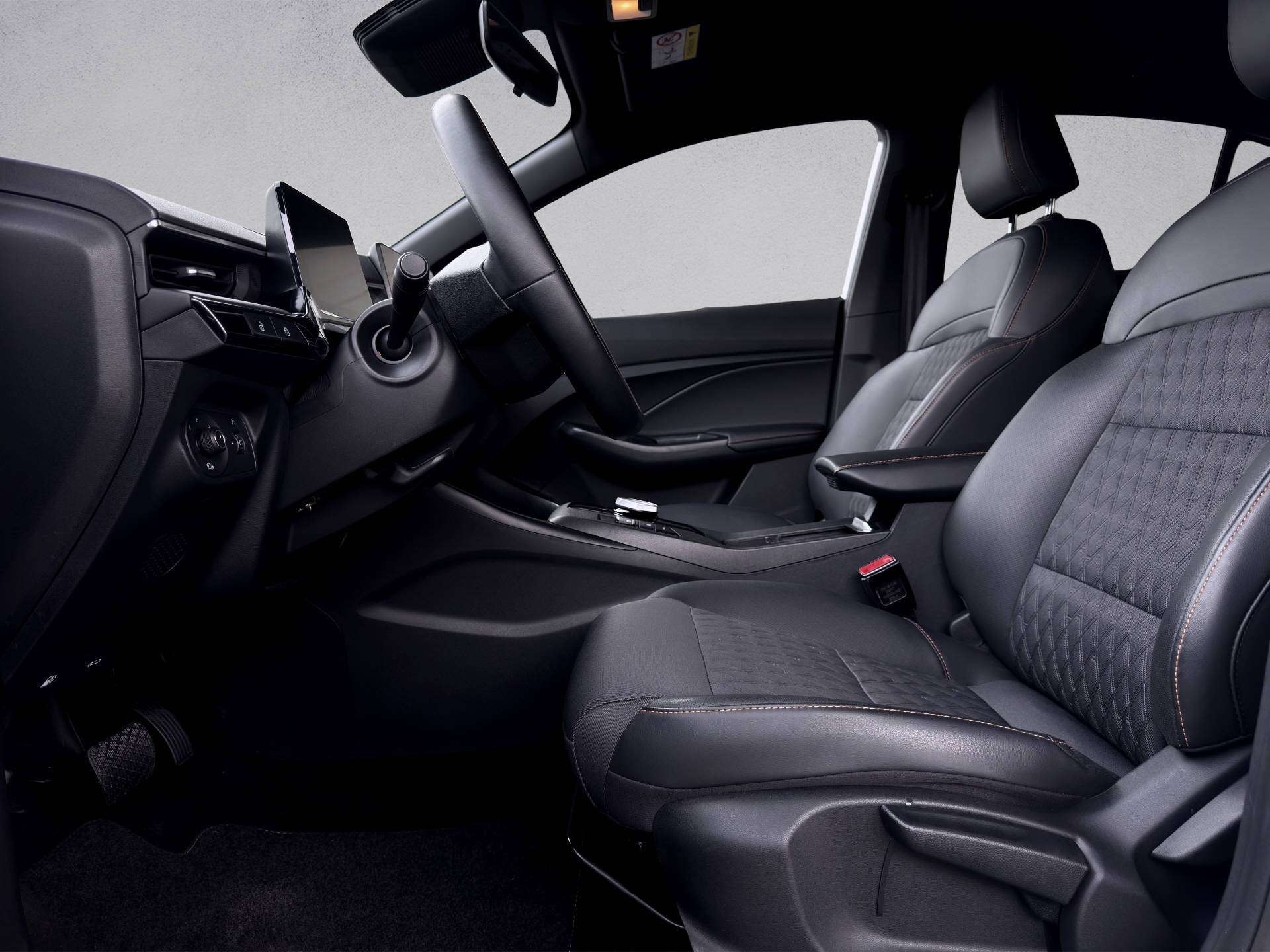 MG 3 1.5 Hybrid Luxury-image-7