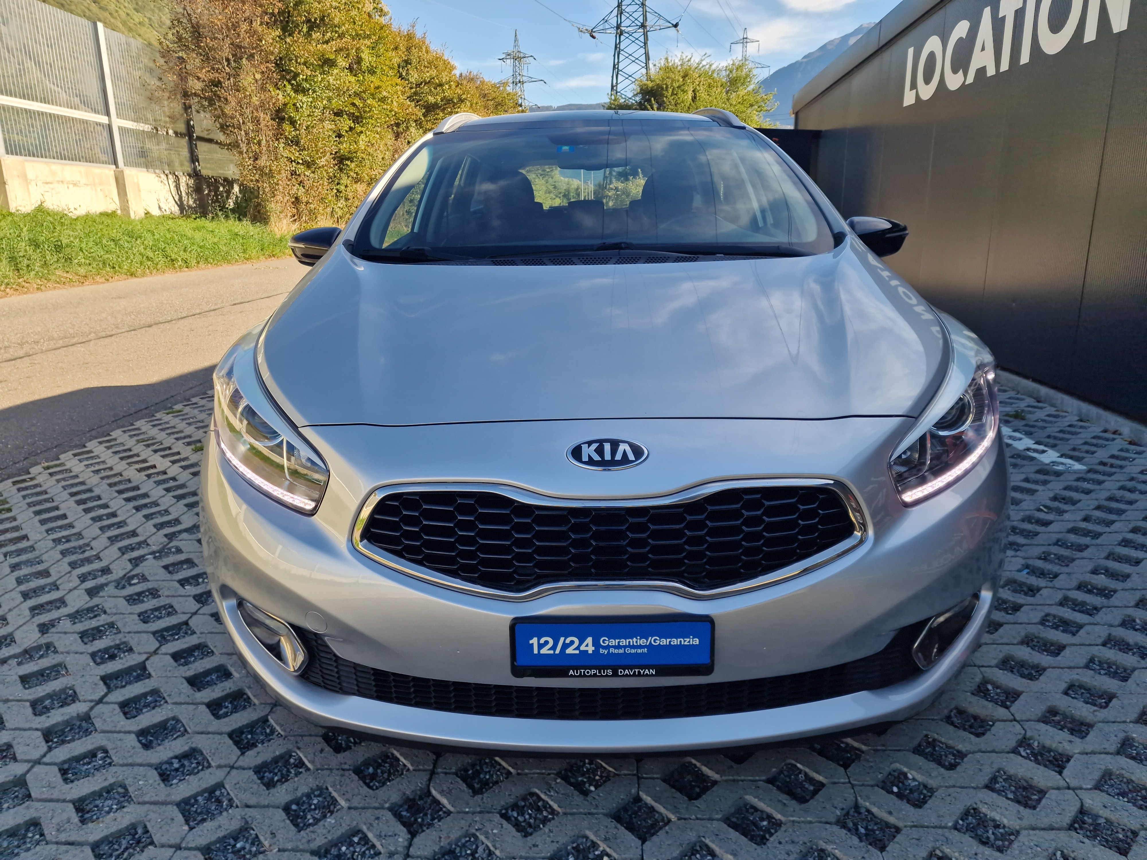 Car photo