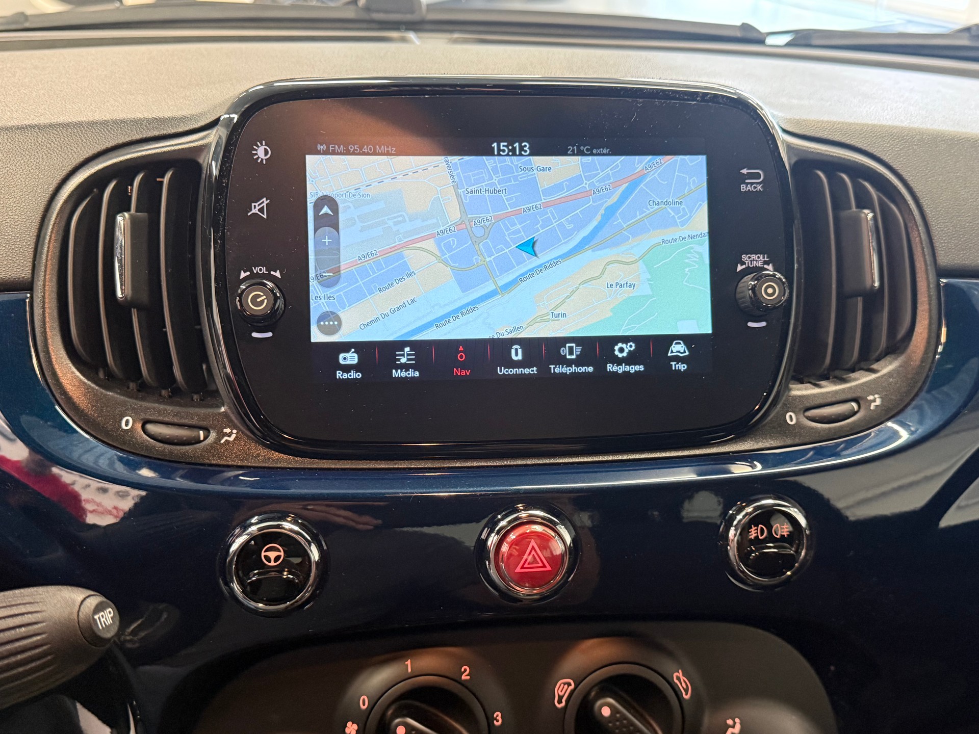 FIAT 500 1.0 N3 MildHybrid Swiss Edition-image-19