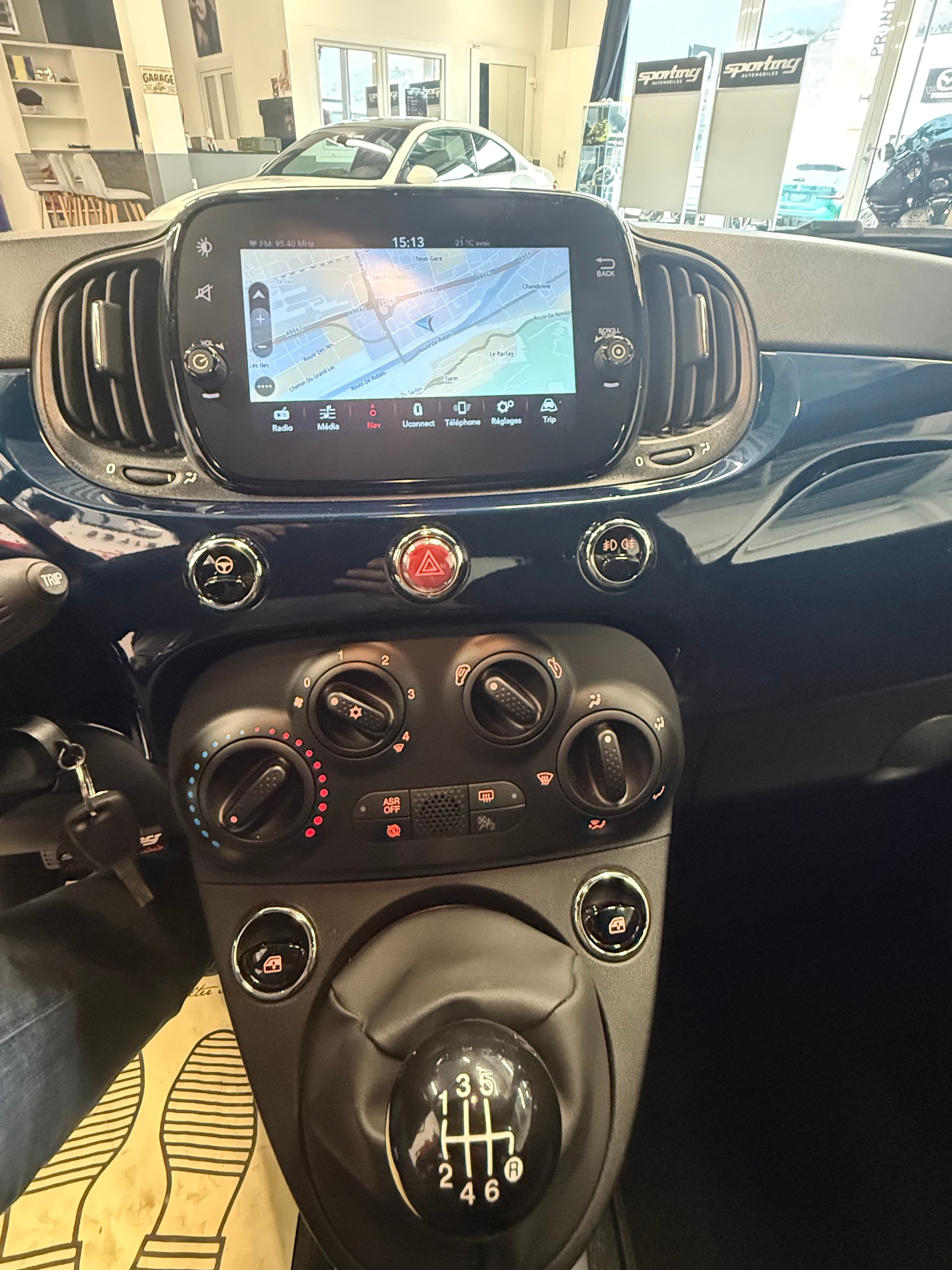 FIAT 500 1.0 N3 MildHybrid Swiss Edition-image-15