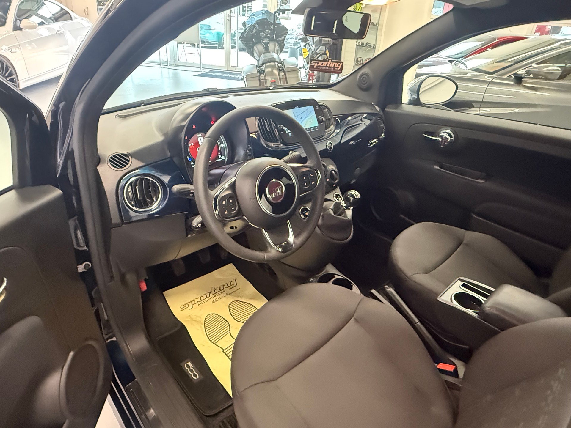 FIAT 500 1.0 N3 MildHybrid Swiss Edition-image-12