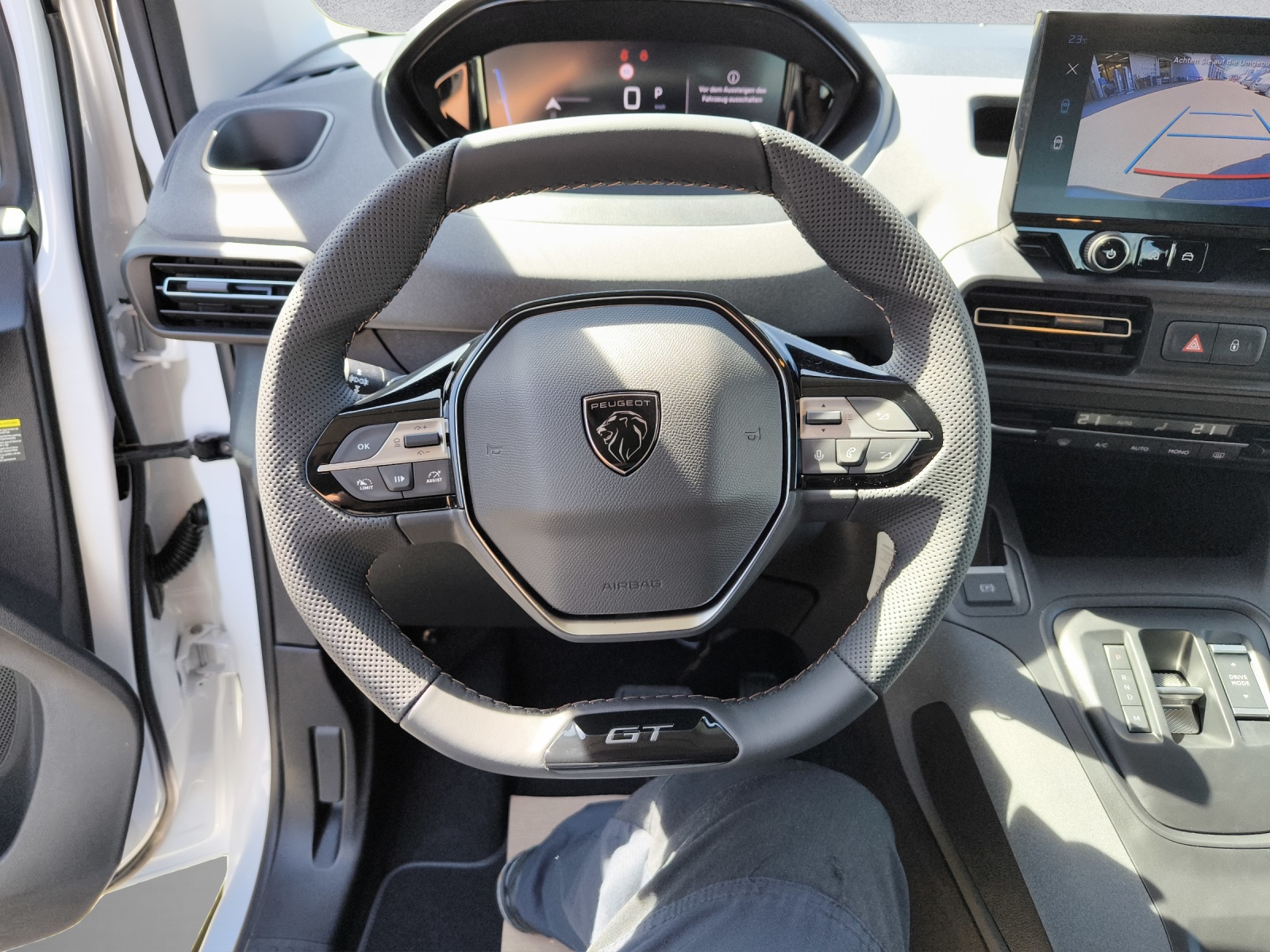 PEUGEOT Rifter 1.5 BlueHDi 130 GT-image-11