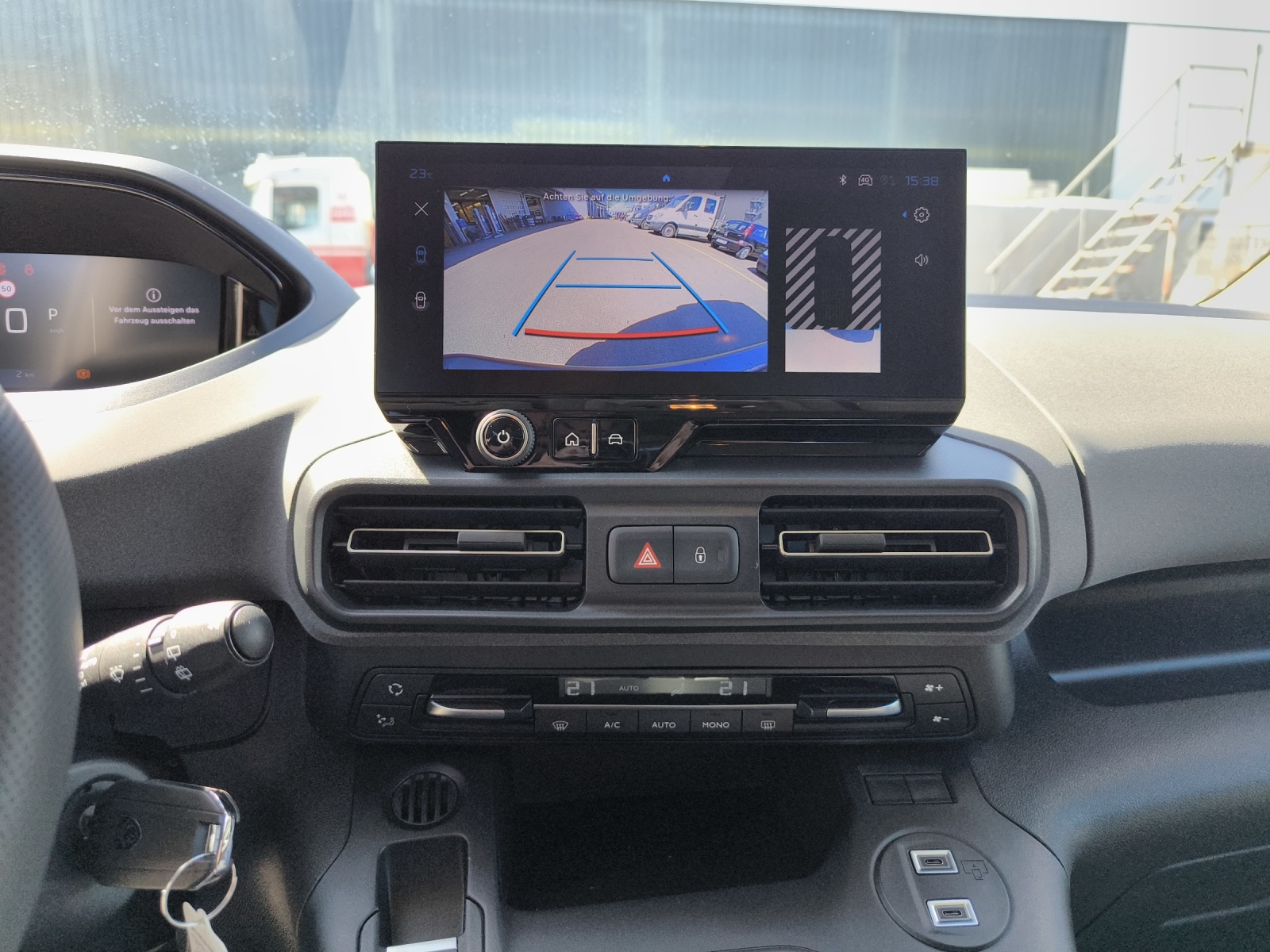 PEUGEOT Rifter 1.5 BlueHDi 130 GT-image-10