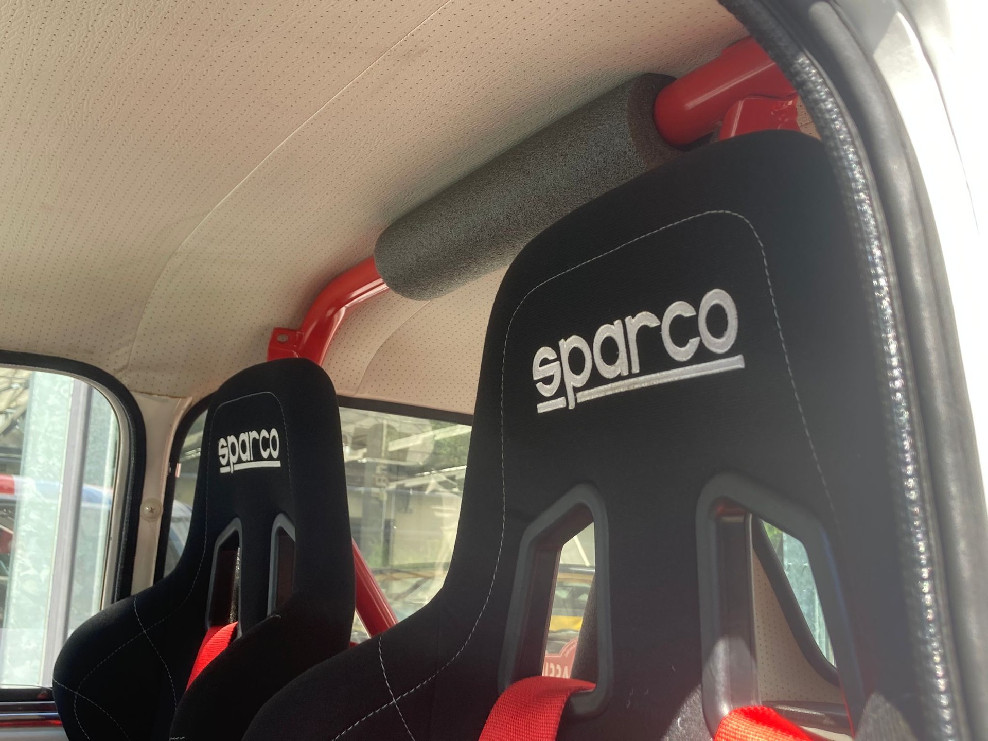 MINI Cooper S-image-9