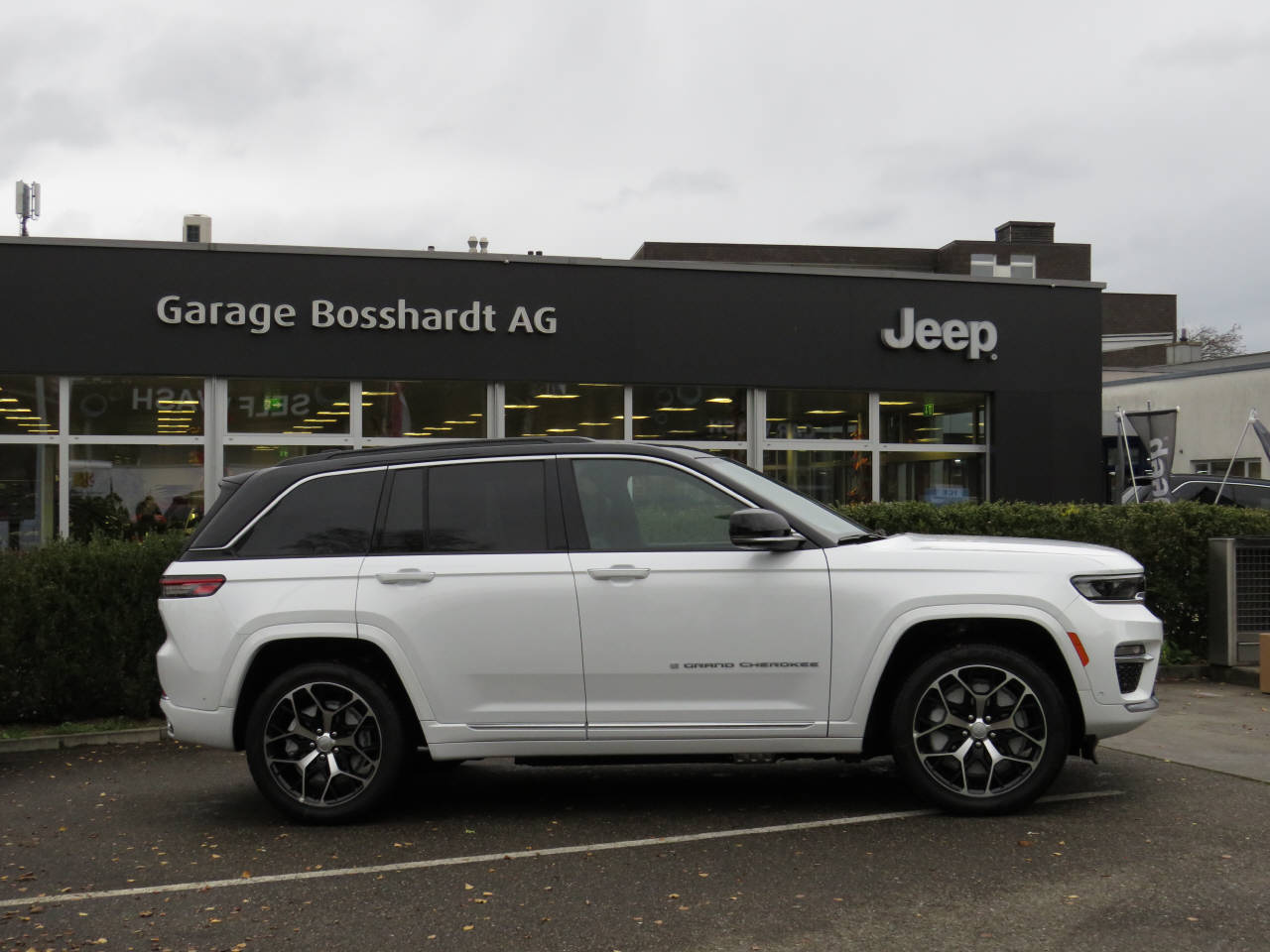 JEEP Grand Cherokee 2.0 Turbo Summit Reserve 4xe-image-1