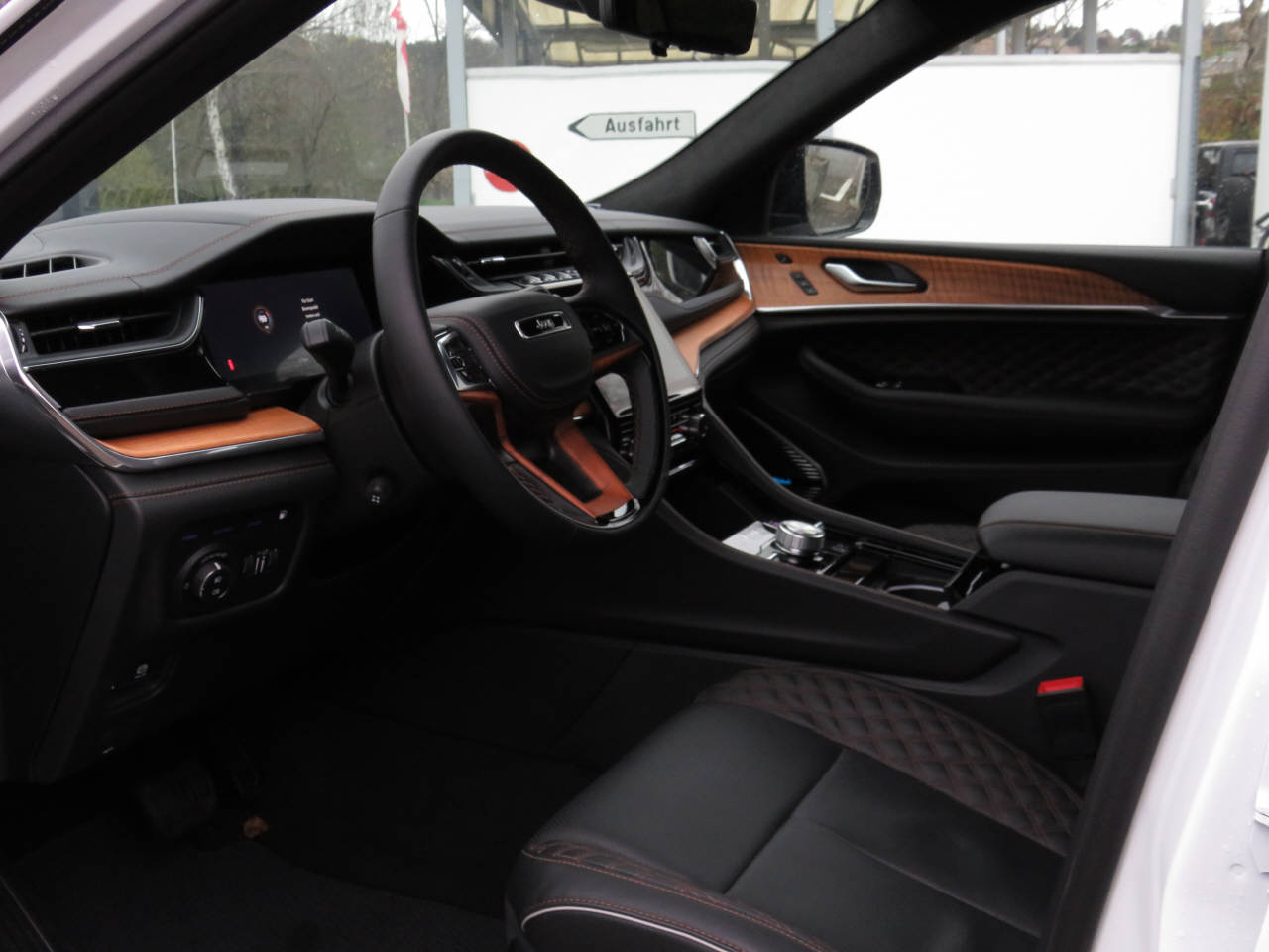 JEEP Grand Cherokee 2.0 Turbo Summit Reserve 4xe-image-8
