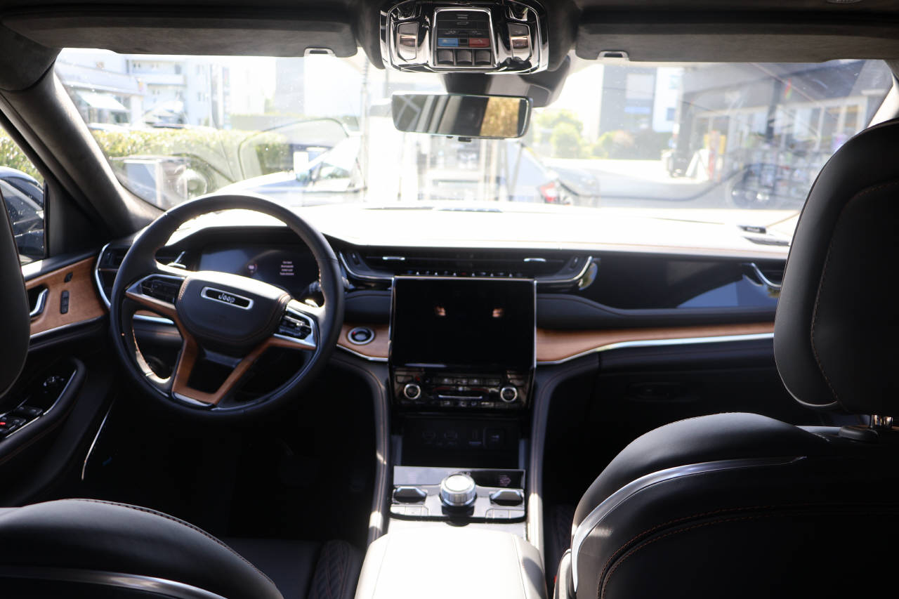 JEEP Grand Cherokee 2.0 Turbo Summit Reserve 4xe-image-10