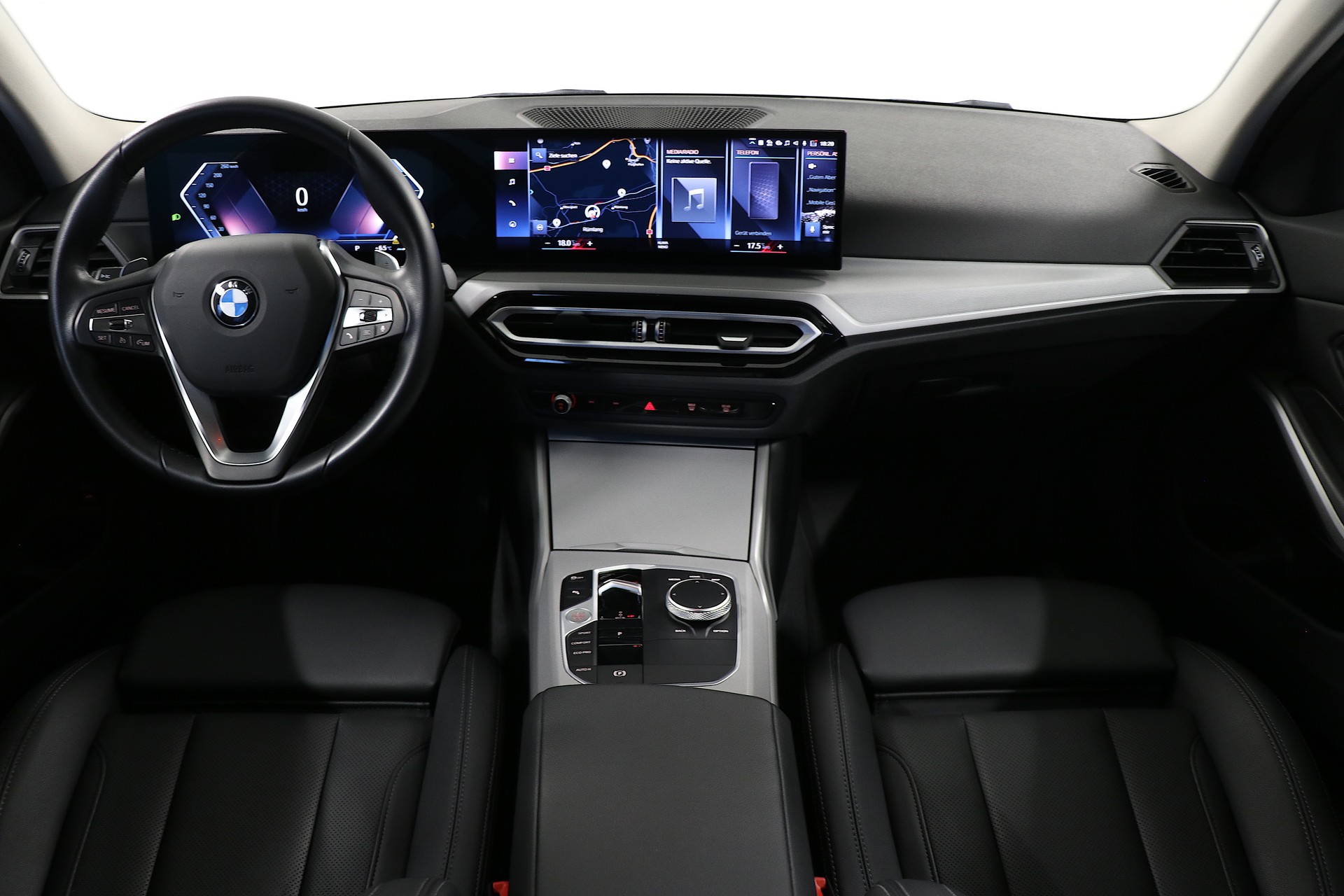 BMW 320d xDrive 48V Touring Steptronic-image-9