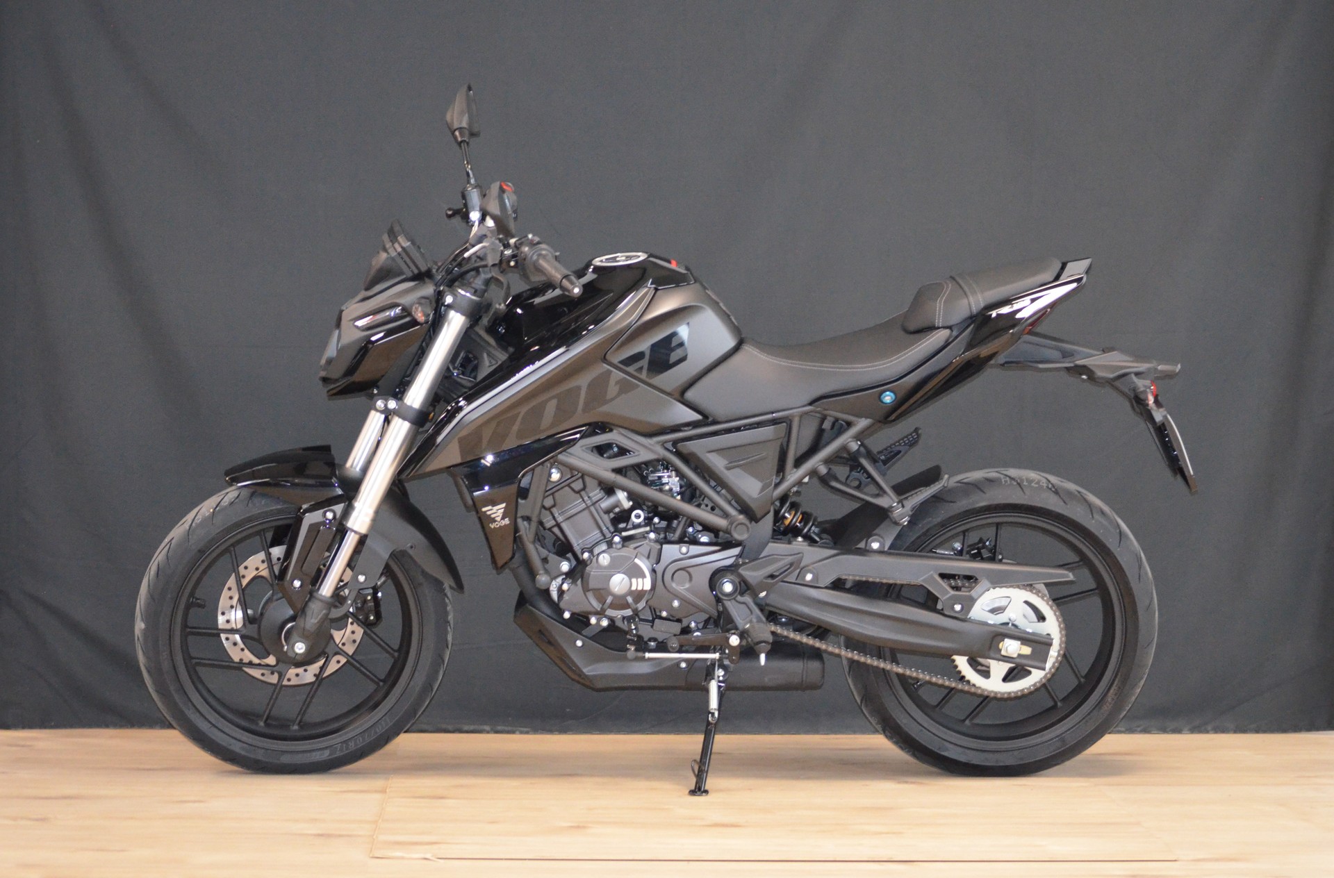VOGE 125 R-showroom-element-3