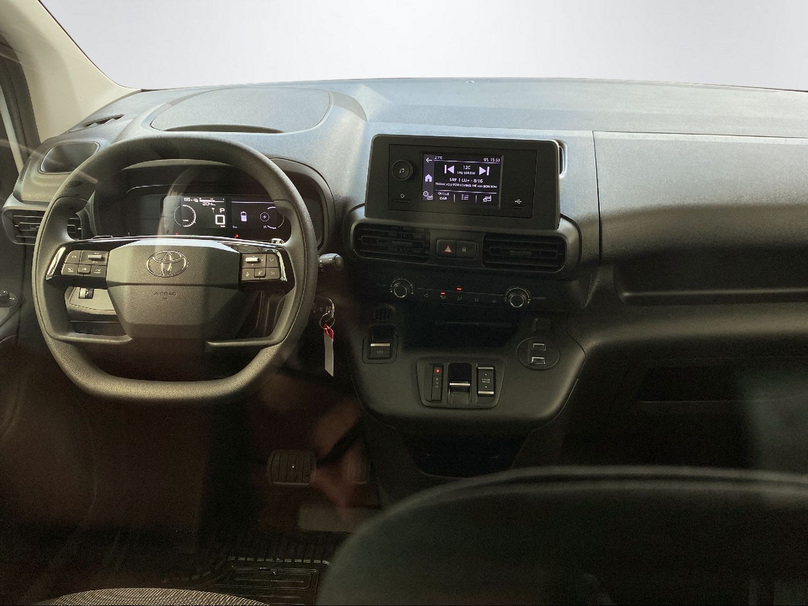 TOYOTA PROACE CITY Van L1 52KWh Active-image-11